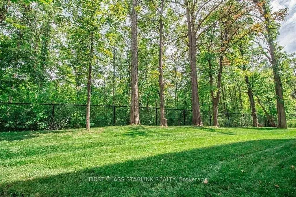 2058 Queensborough Gate #34