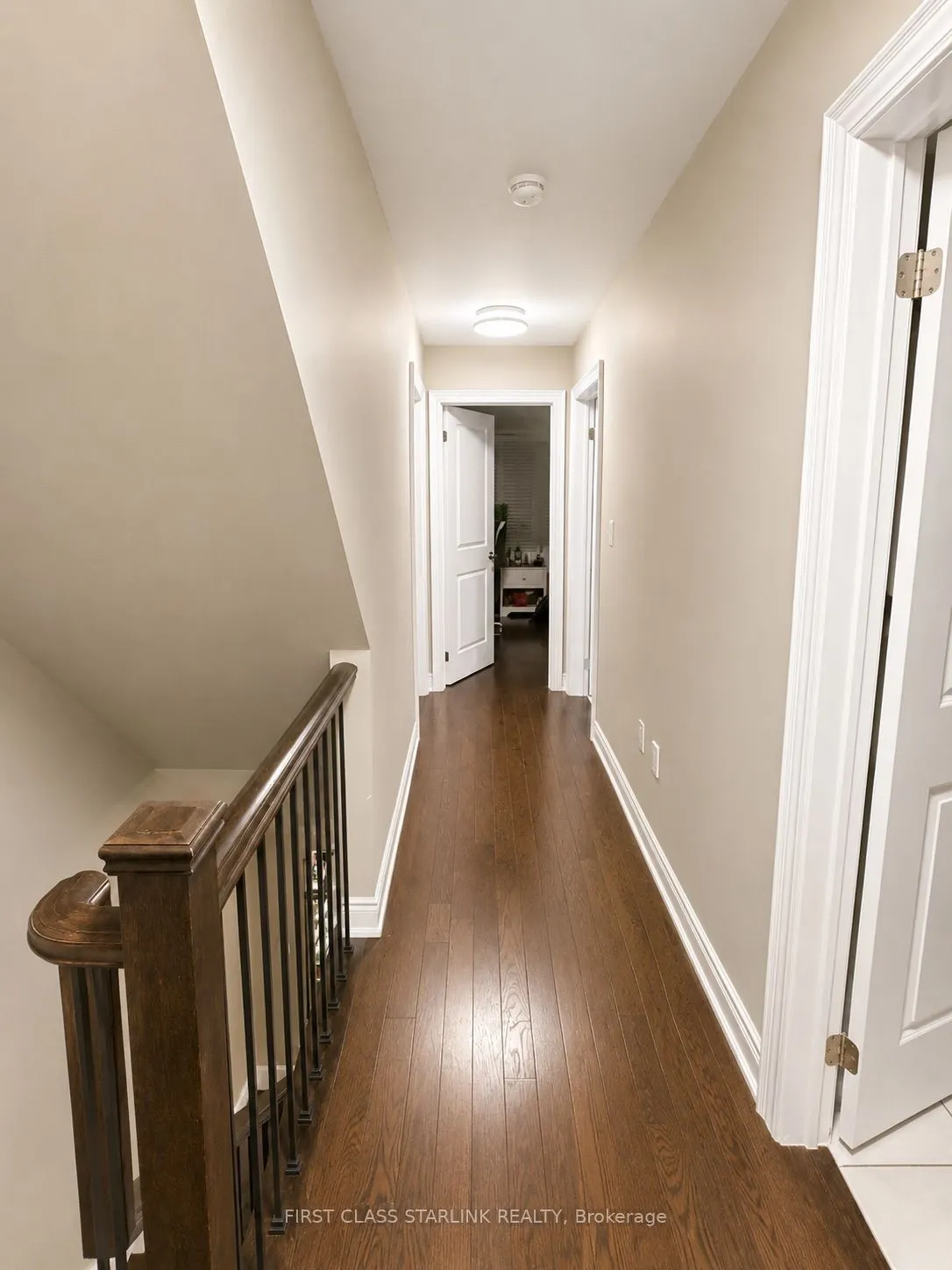 2058 Queensborough Gate #34