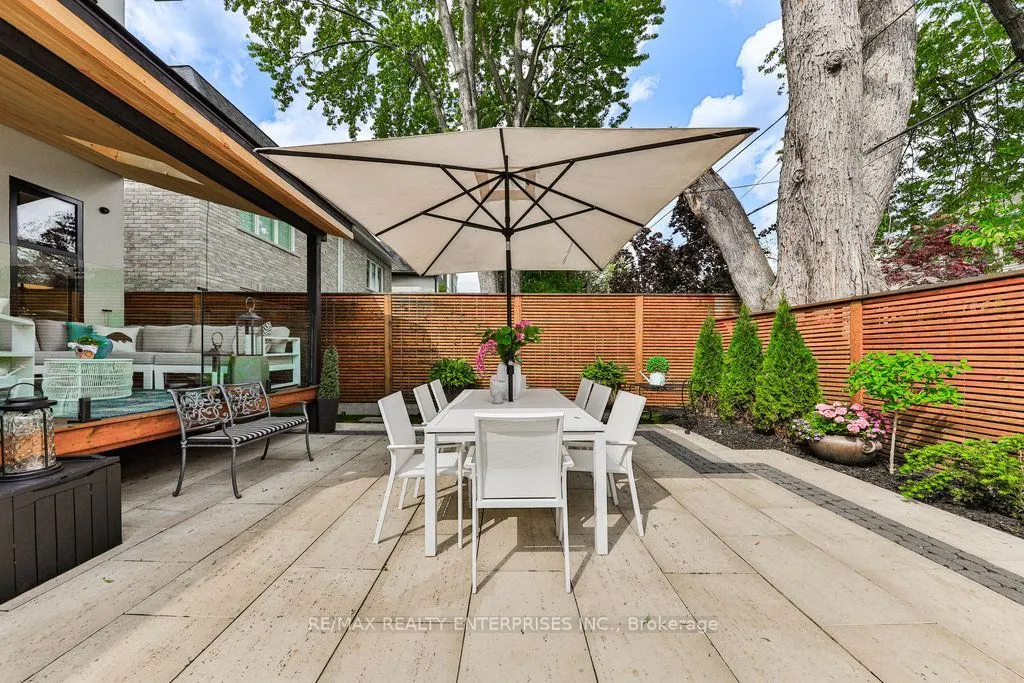 7B Iroquois Avenue