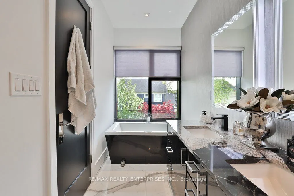 7B Iroquois Avenue
