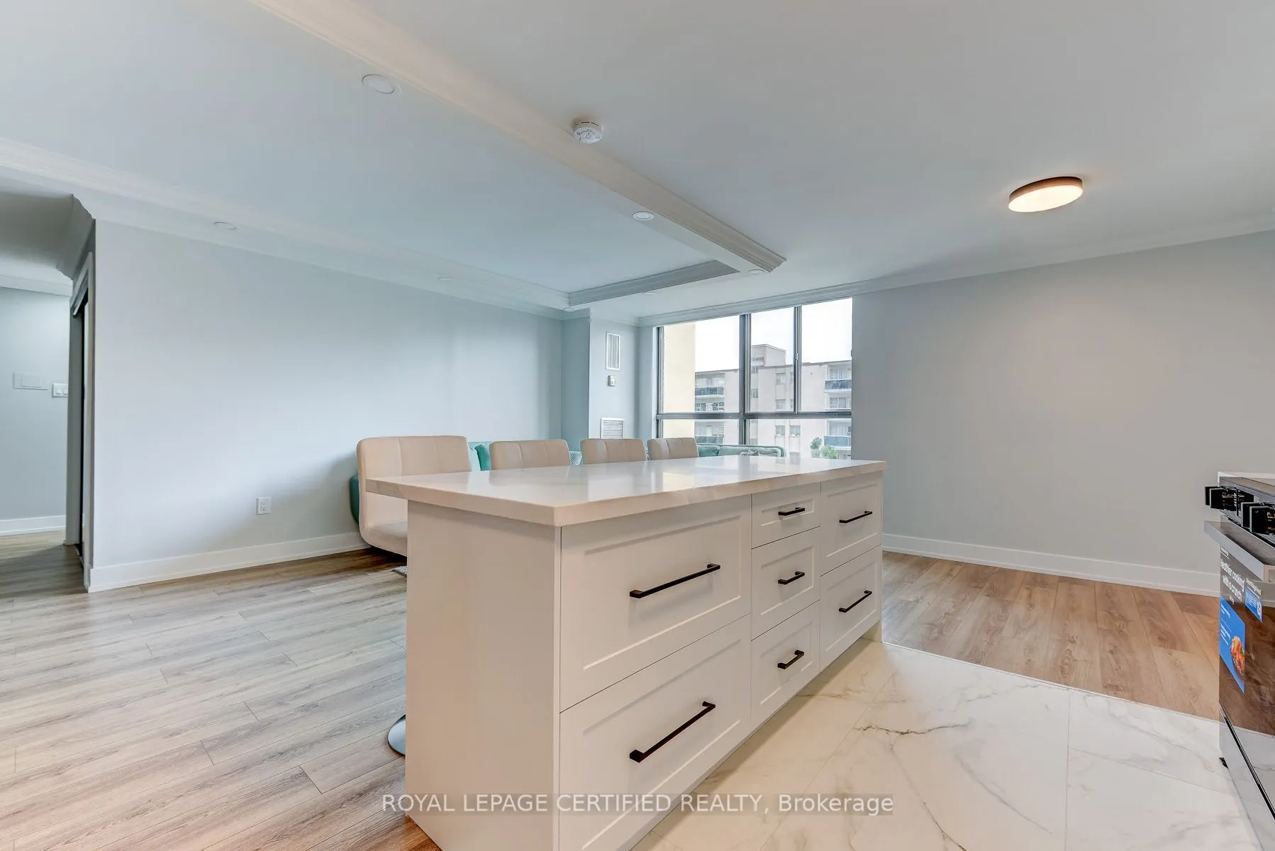 3170 Kirwin Avenue #301