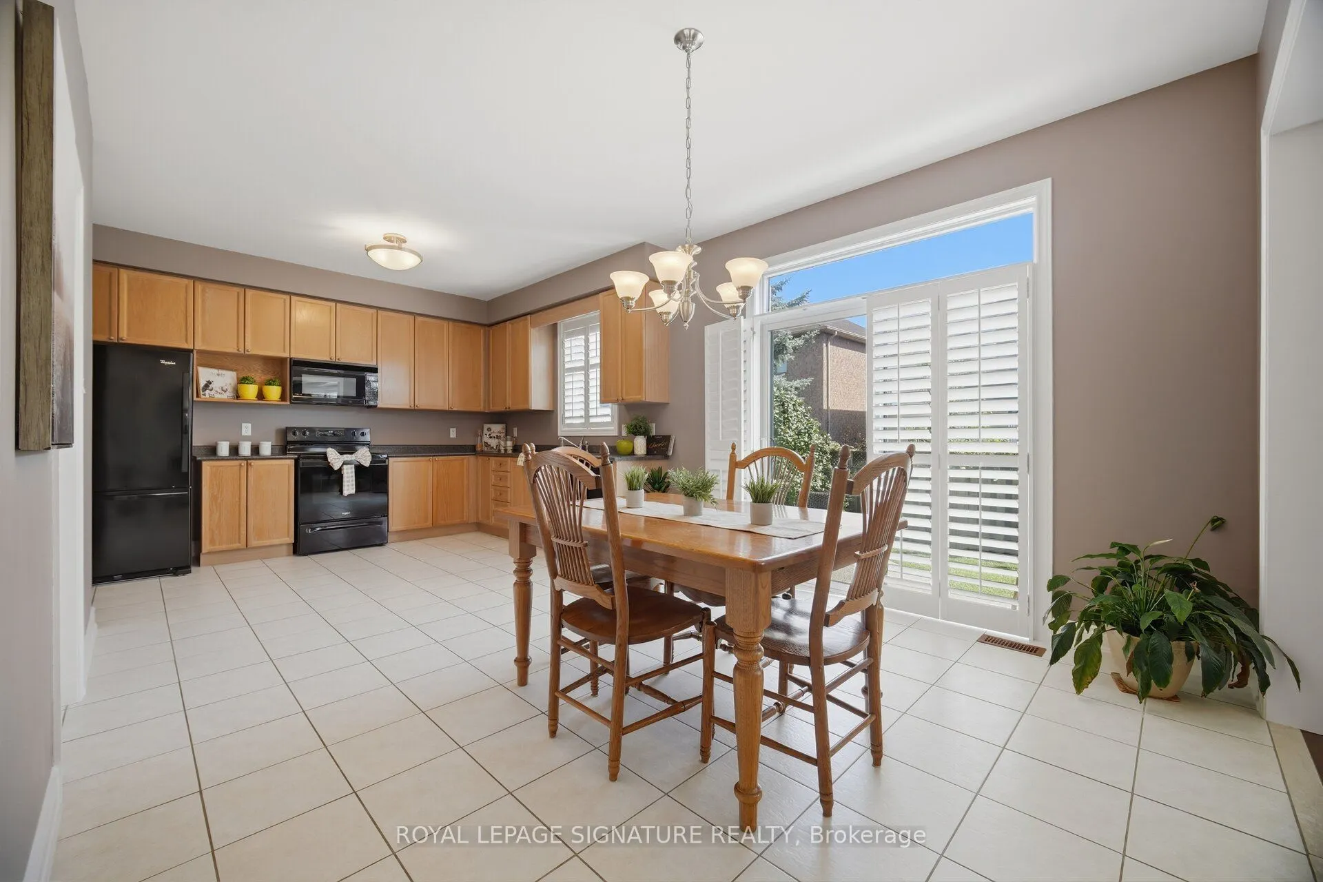 2215 Lapsley Crescent