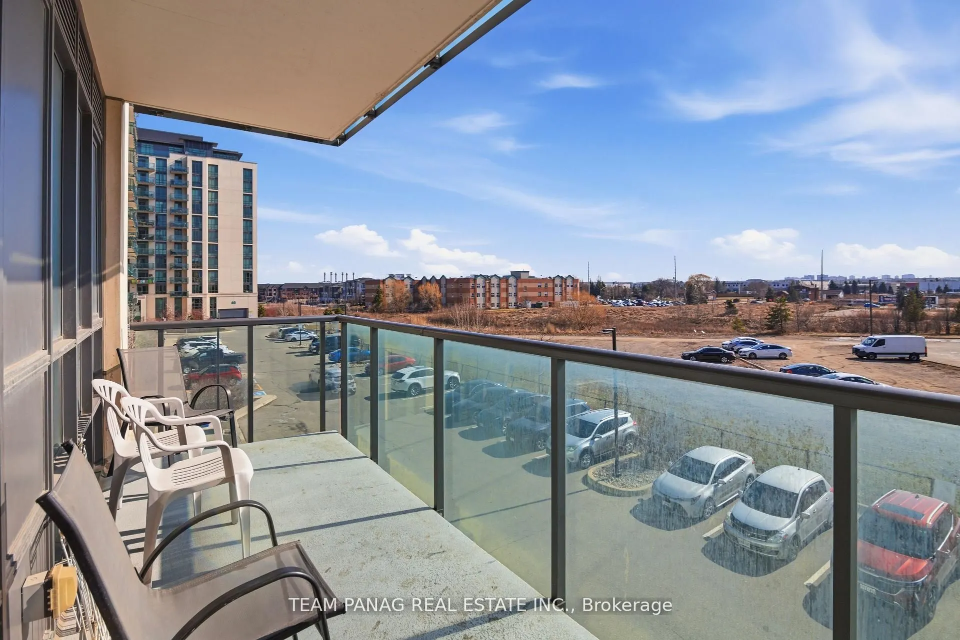 45 Yorkland Boulevard #209