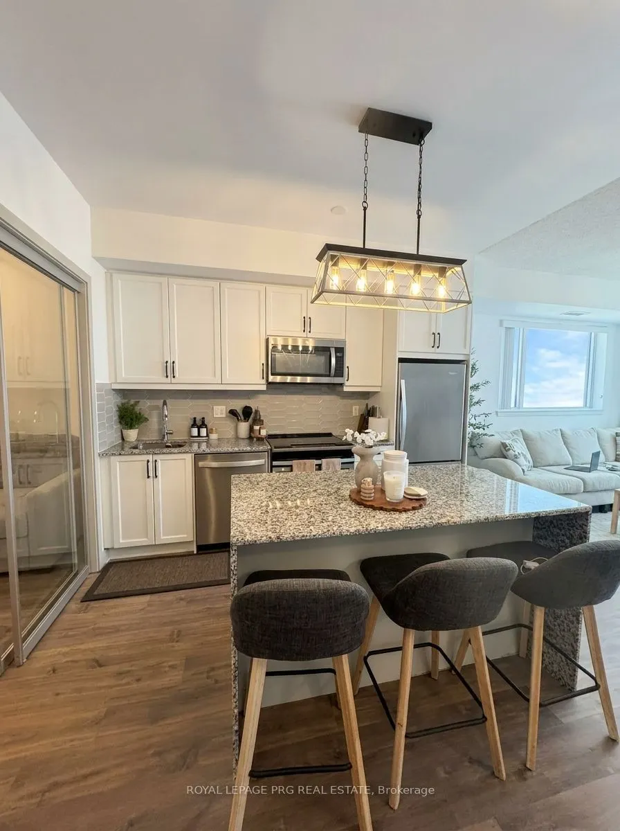 50 Ann Street #401