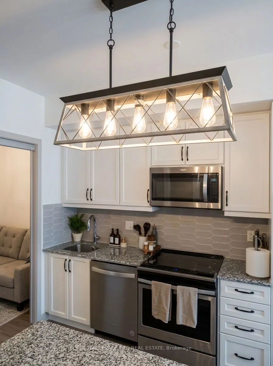 50 Ann Street #401