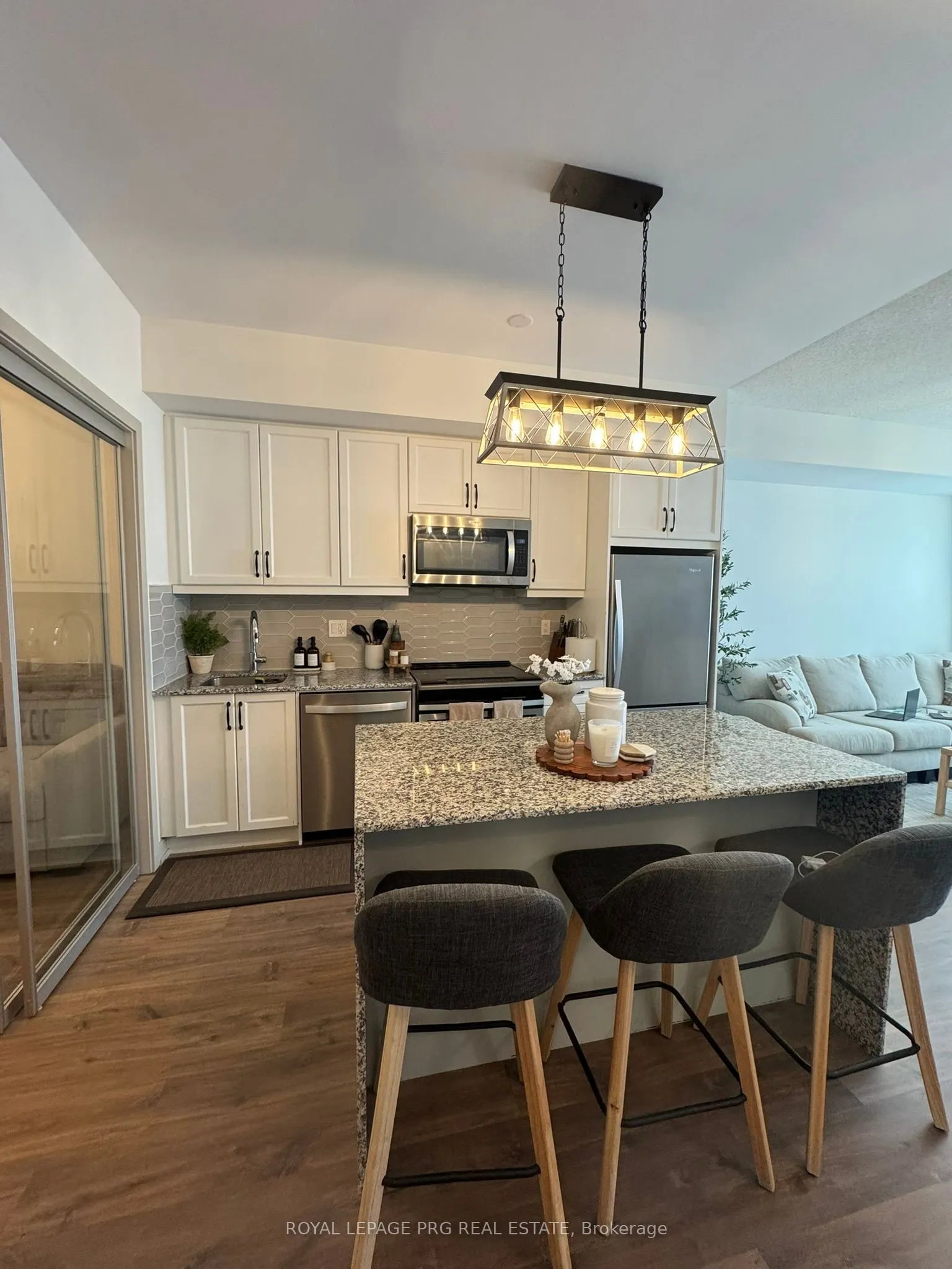 50 Ann Street #401