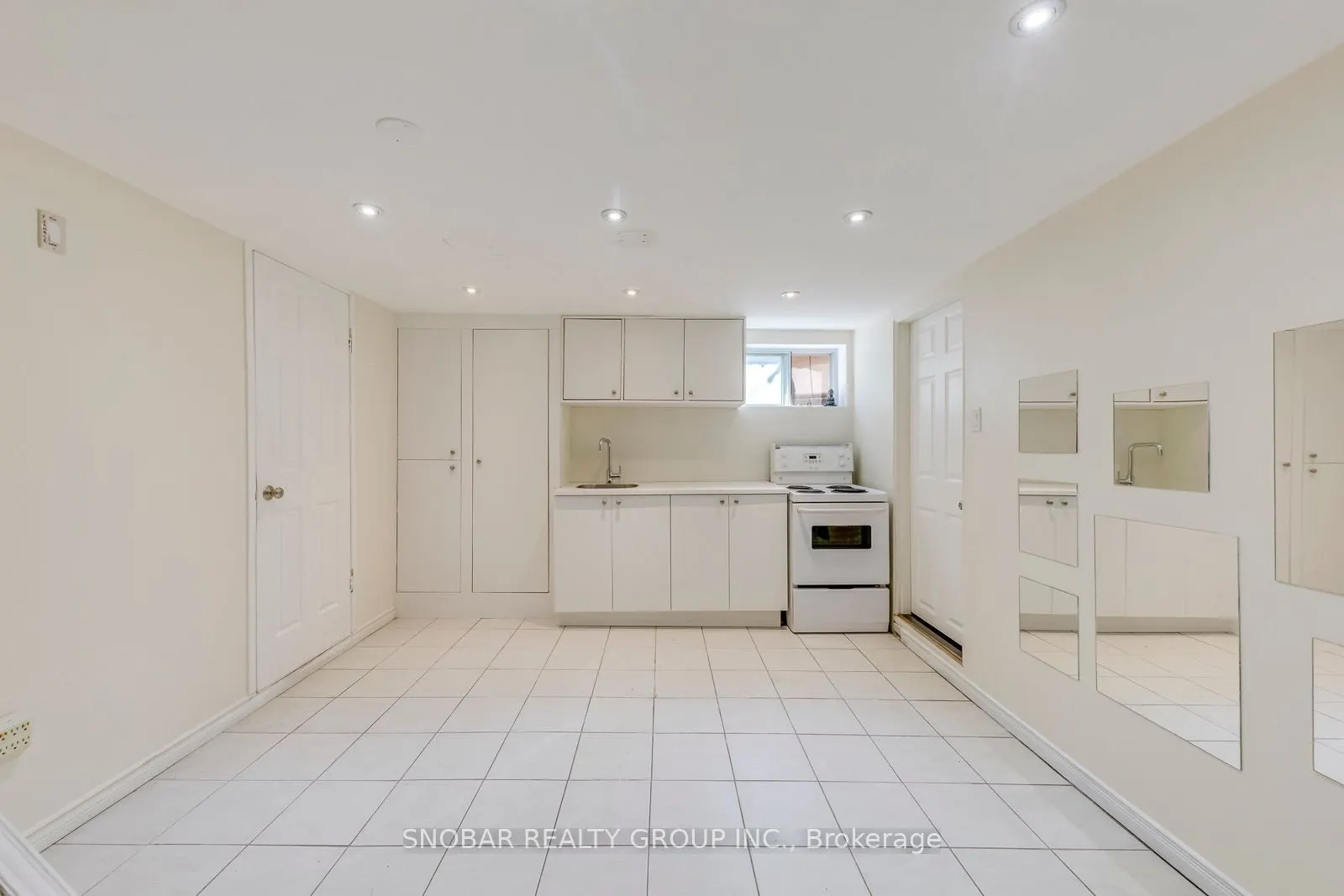 40 Dixon Road