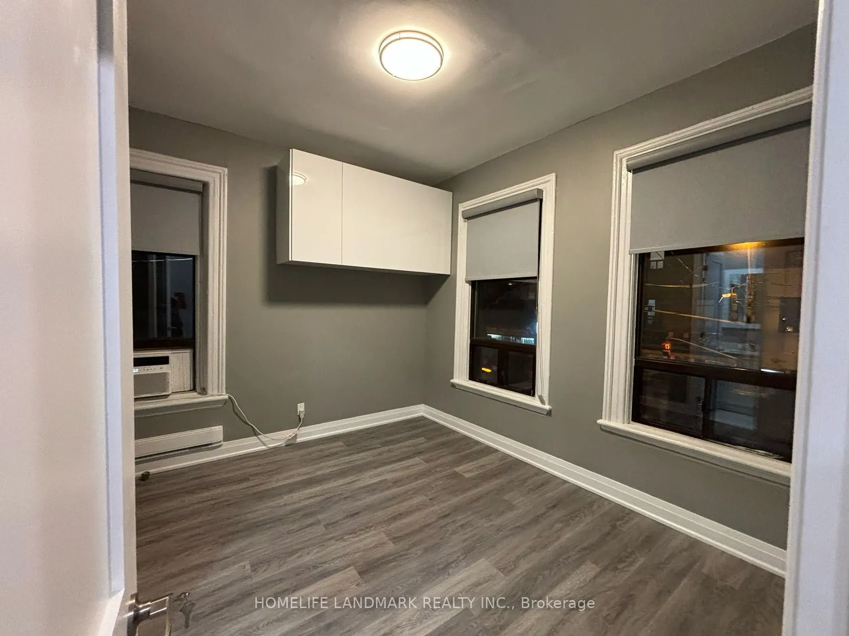 271 Dunn Avenue #1B