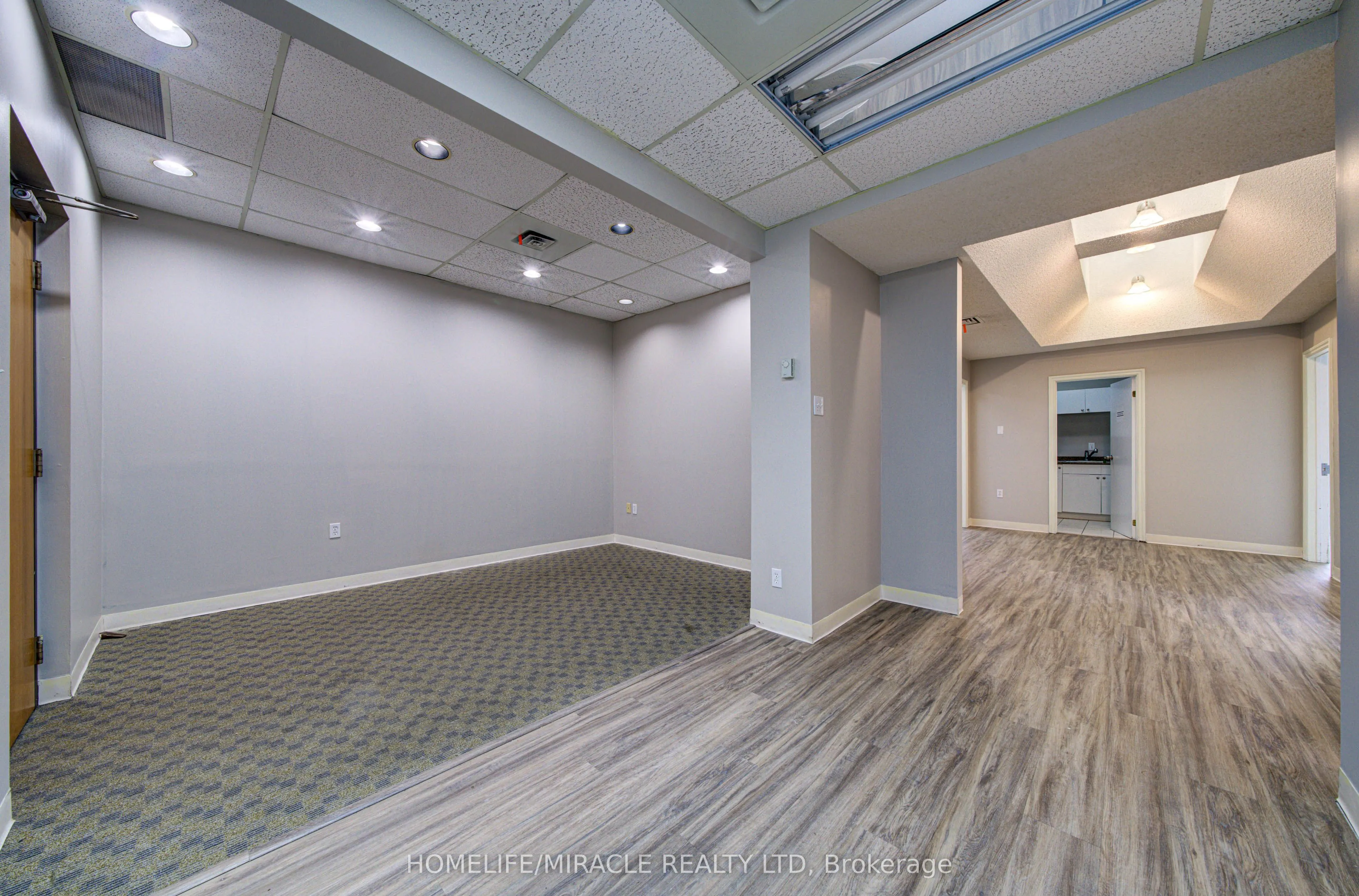 15 Elizabeth Street #U12