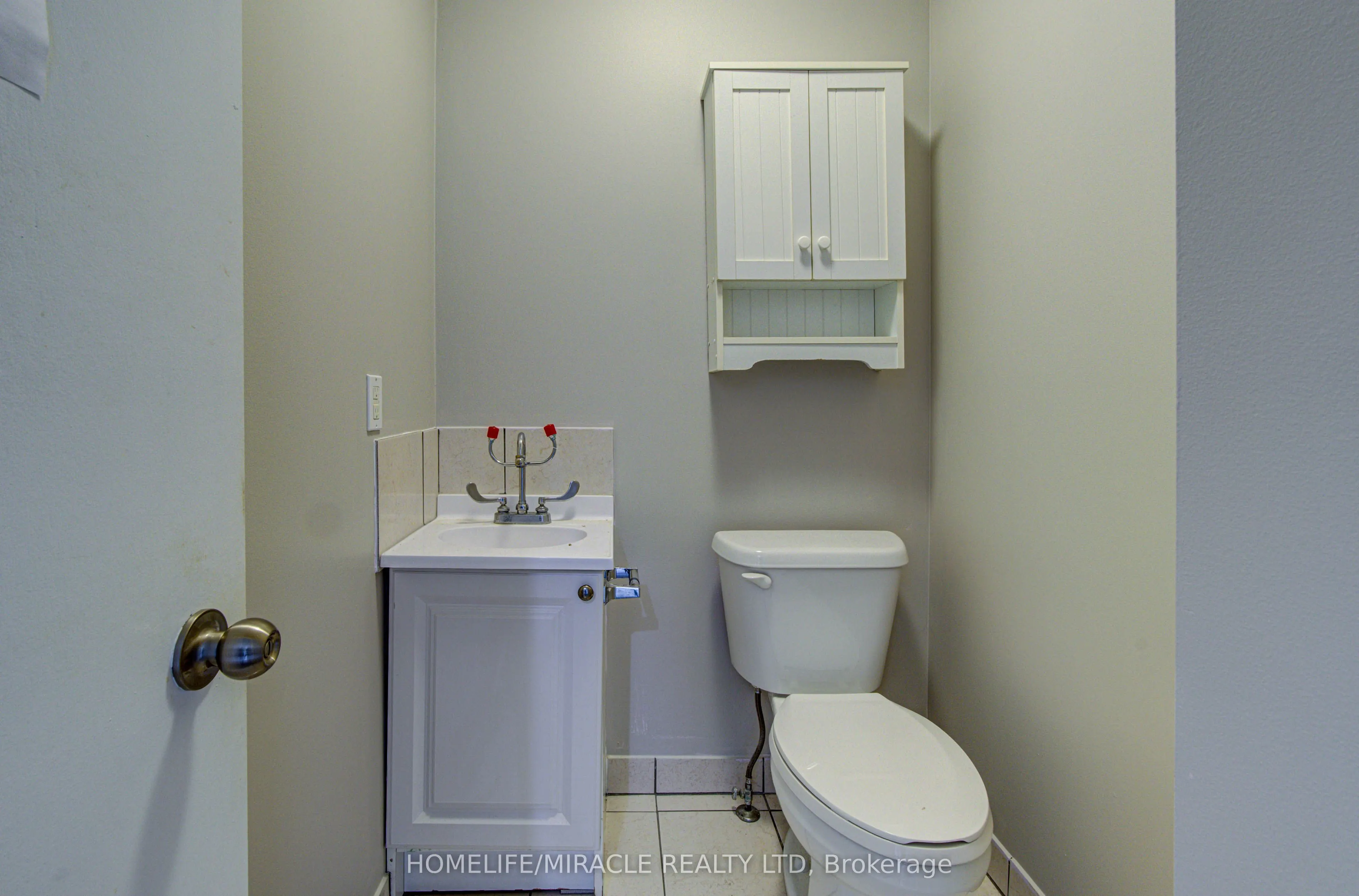 15 Elizabeth Street #U12