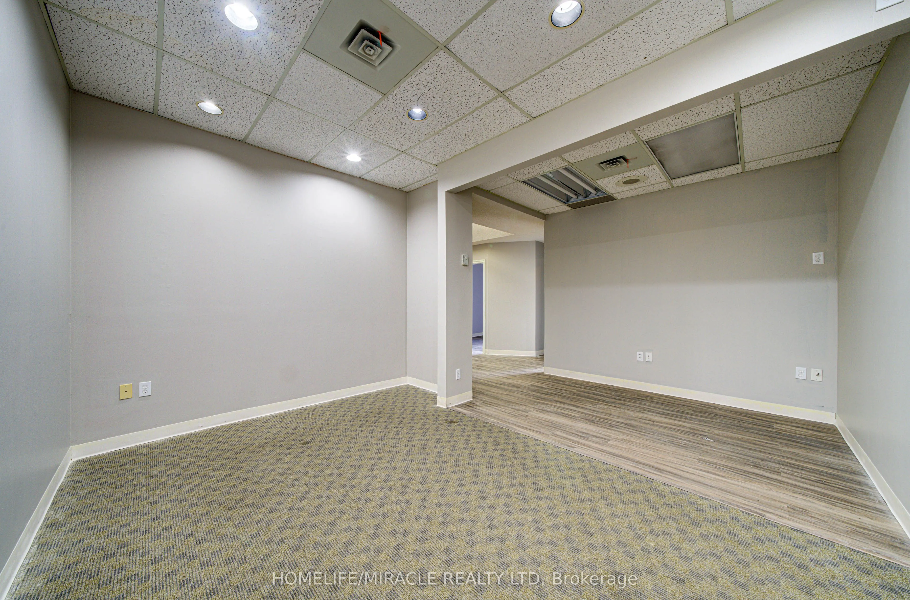 15 Elizabeth Street #U12