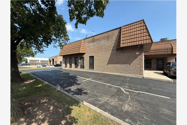 4180 Morris Drive #11
