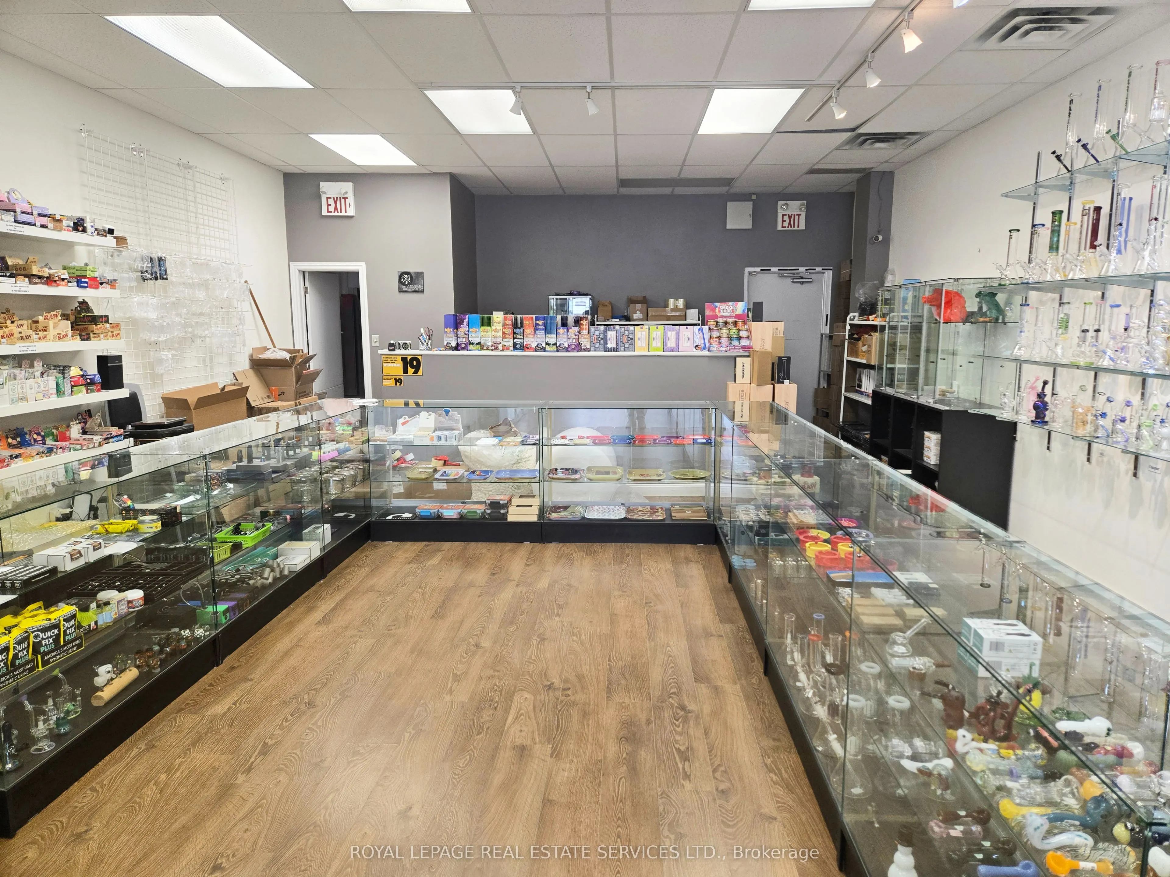 119 Lakeshore Road E