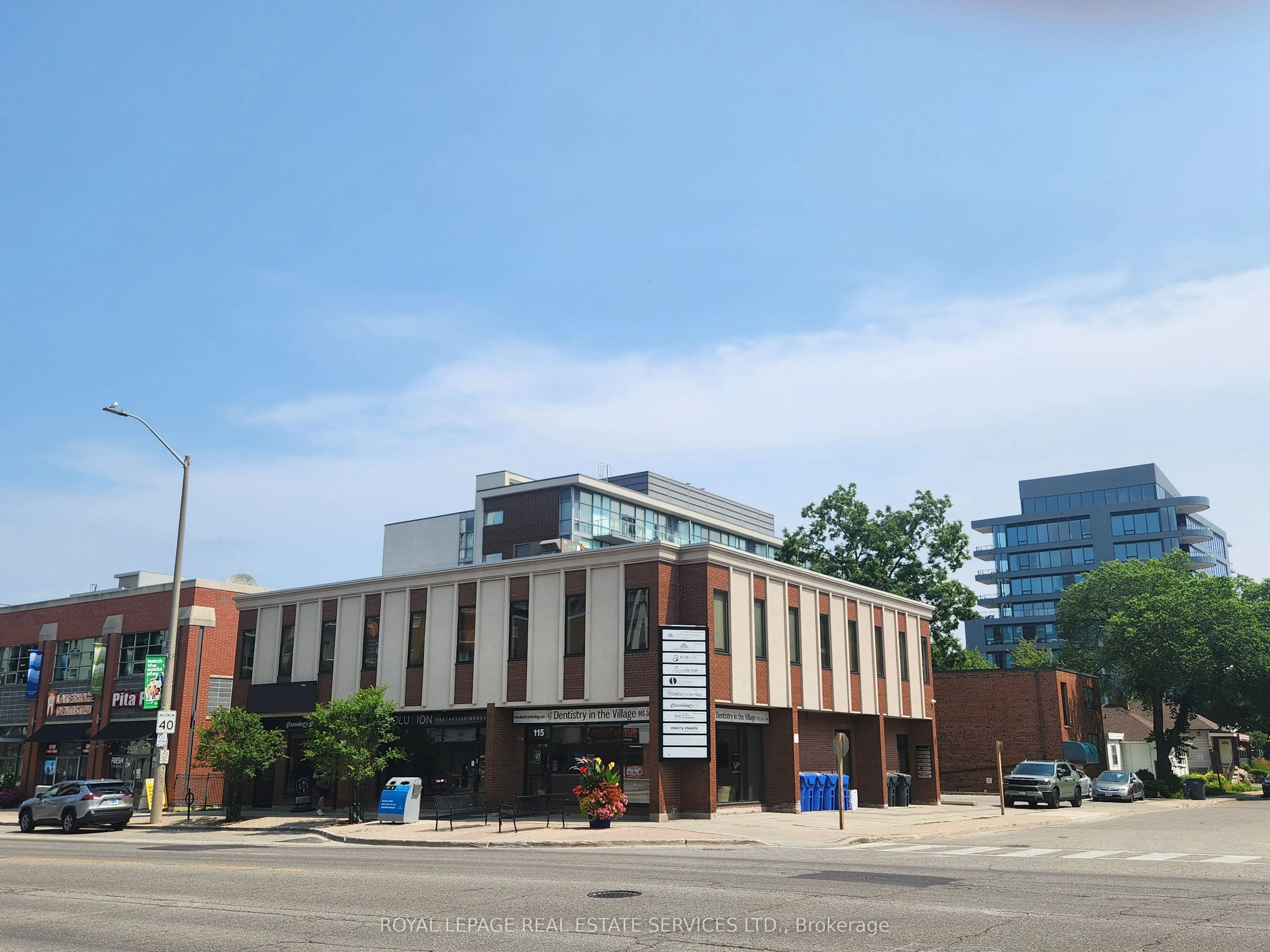 119 Lakeshore Road E