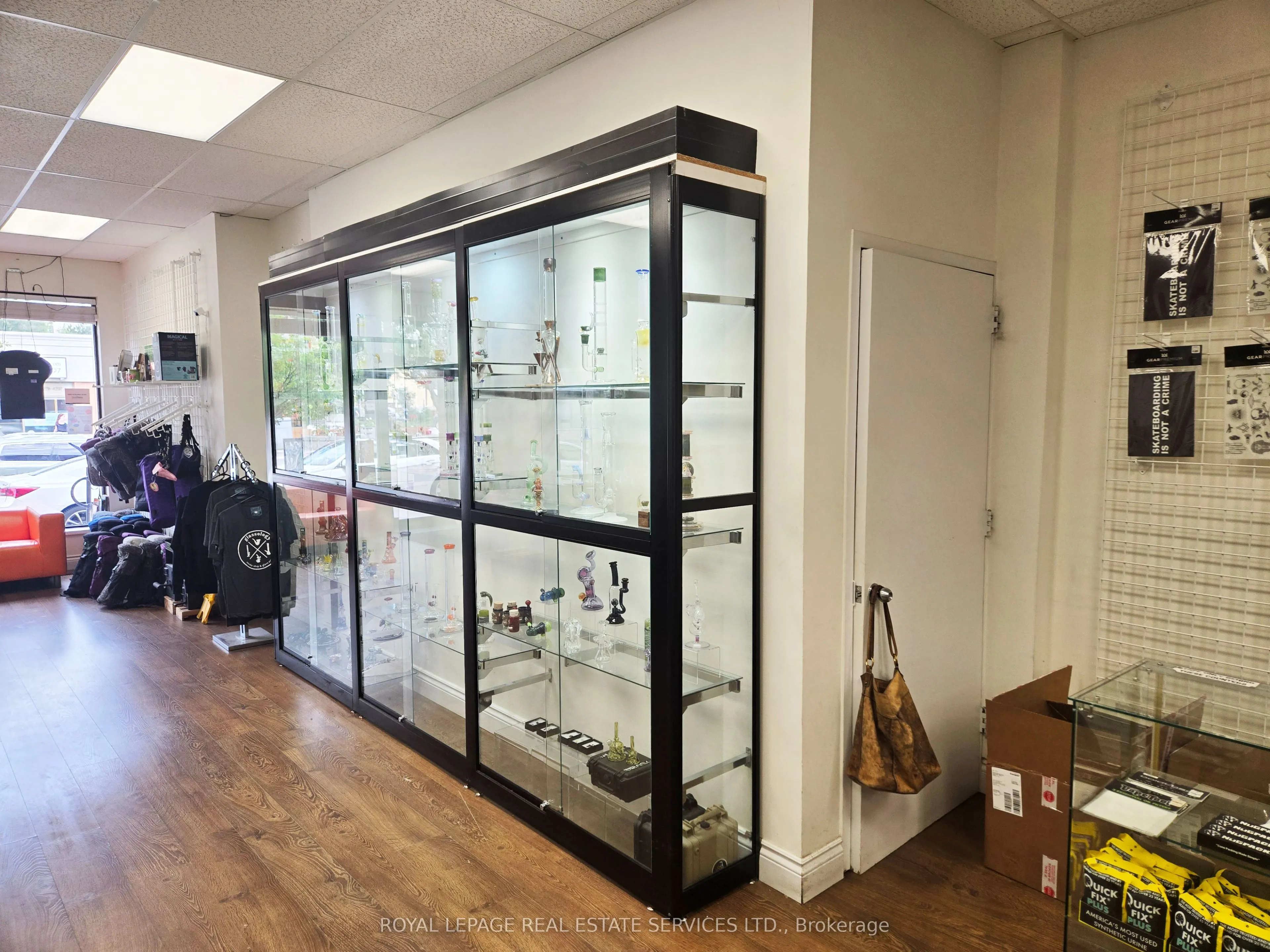 119 Lakeshore Road E