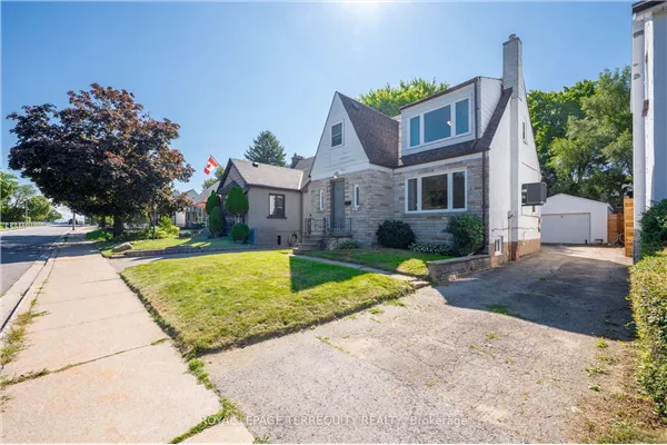 2307 Lawrence Avenue W