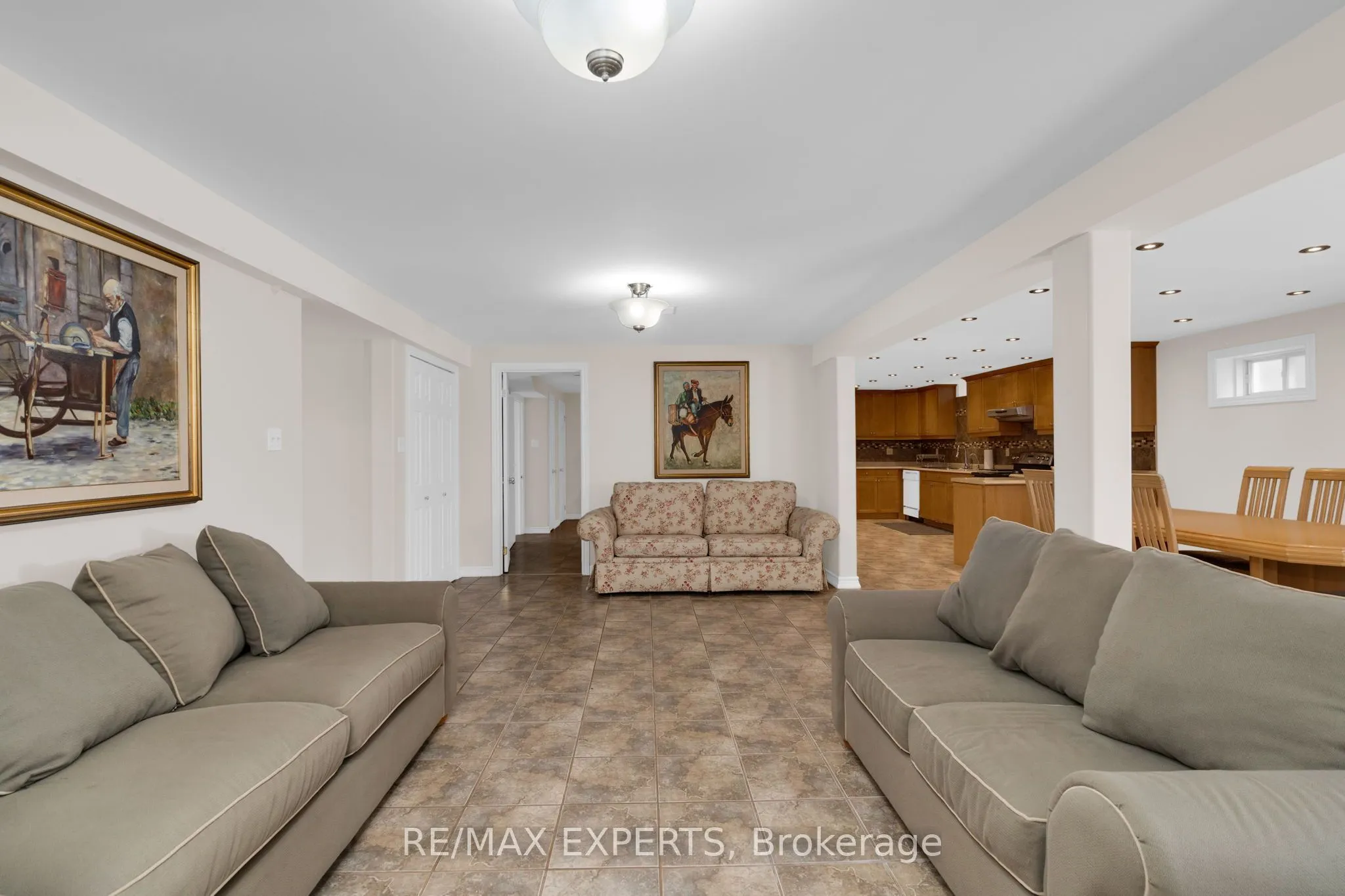 8 Evans Ridge