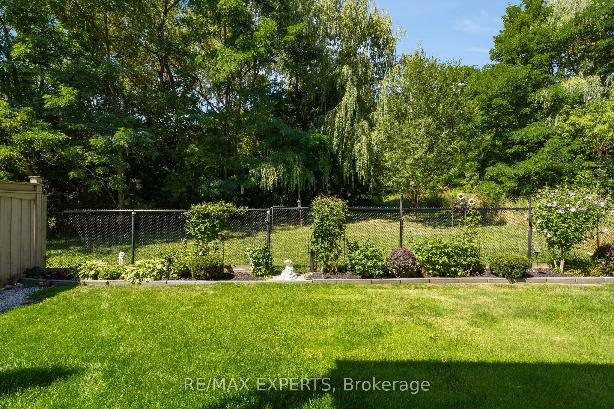 8 Evans Ridge