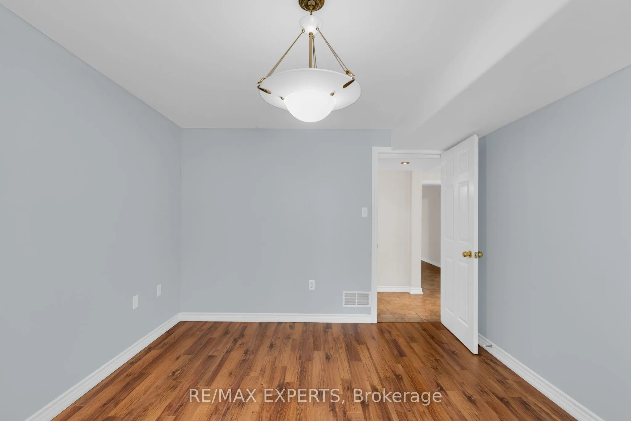 8 Evans Ridge