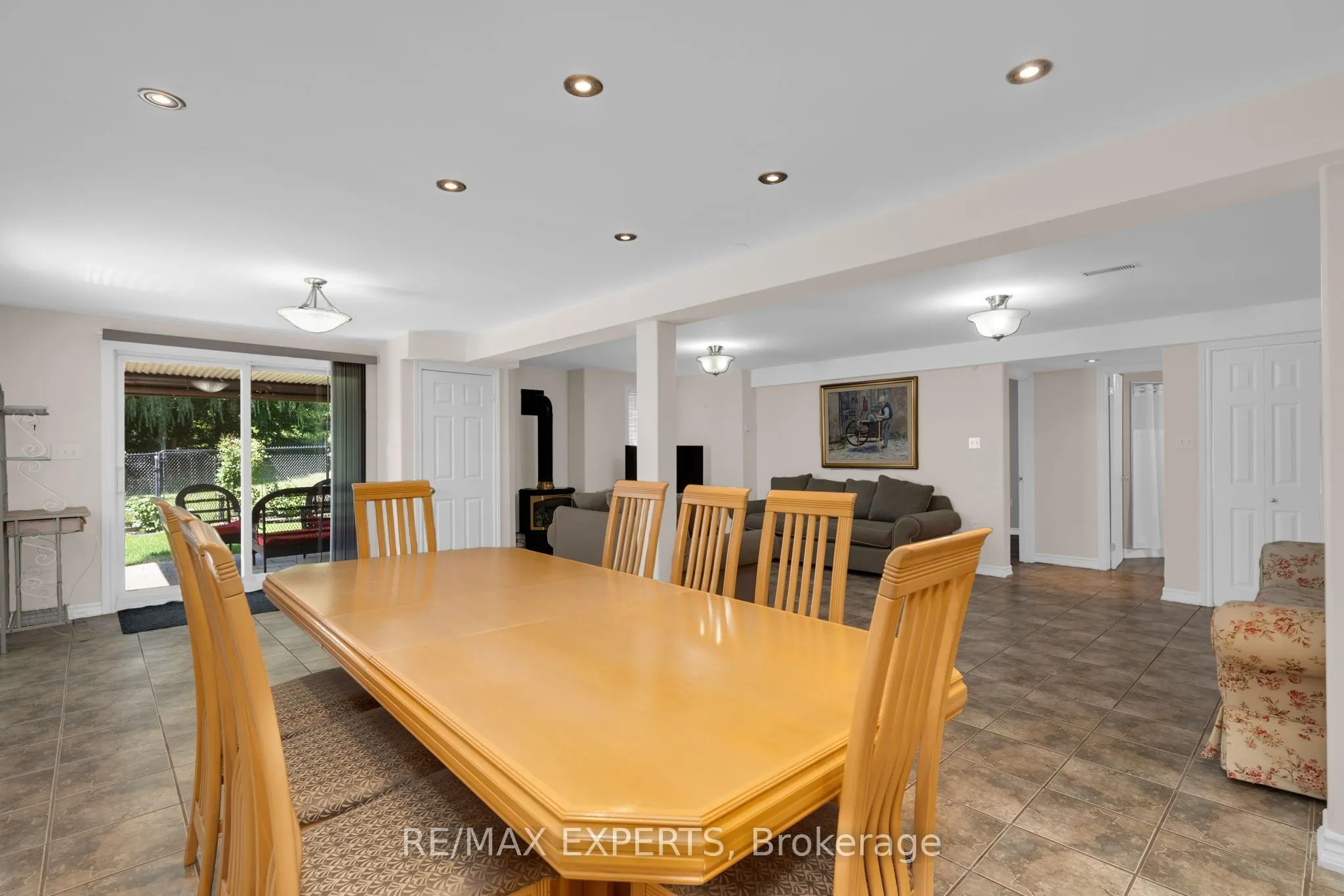 8 Evans Ridge
