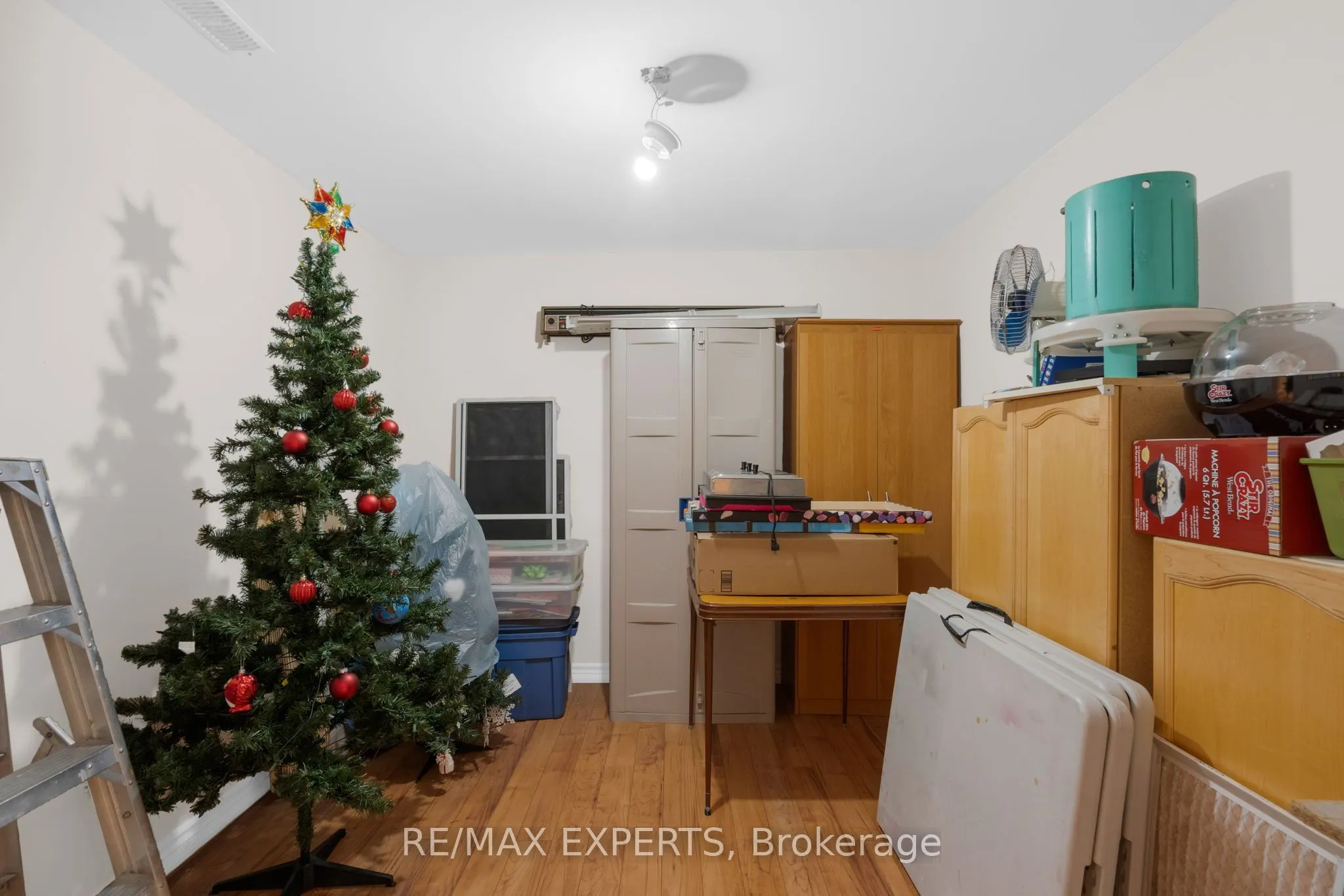 8 Evans Ridge