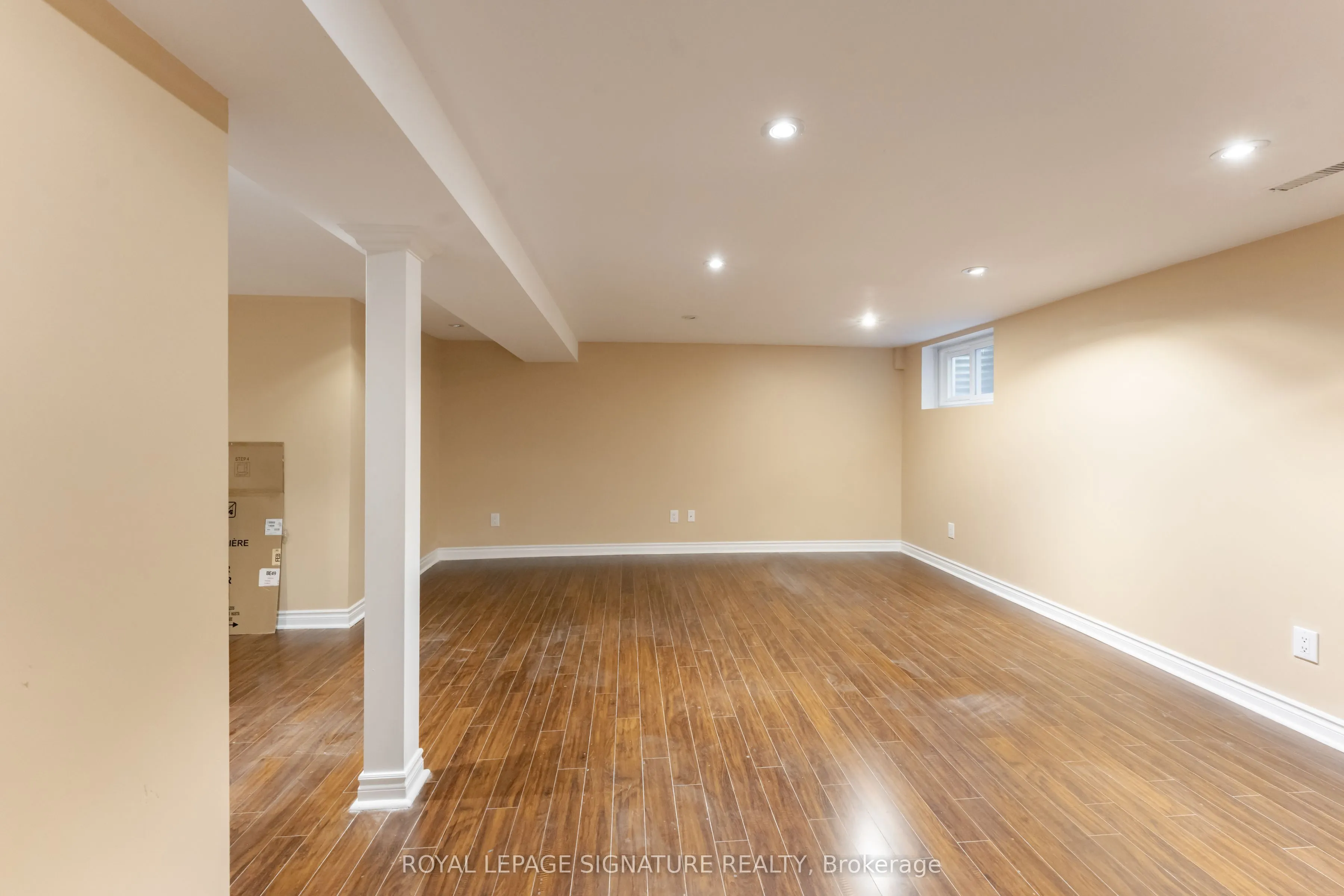 2825 Gananoque Drive #40