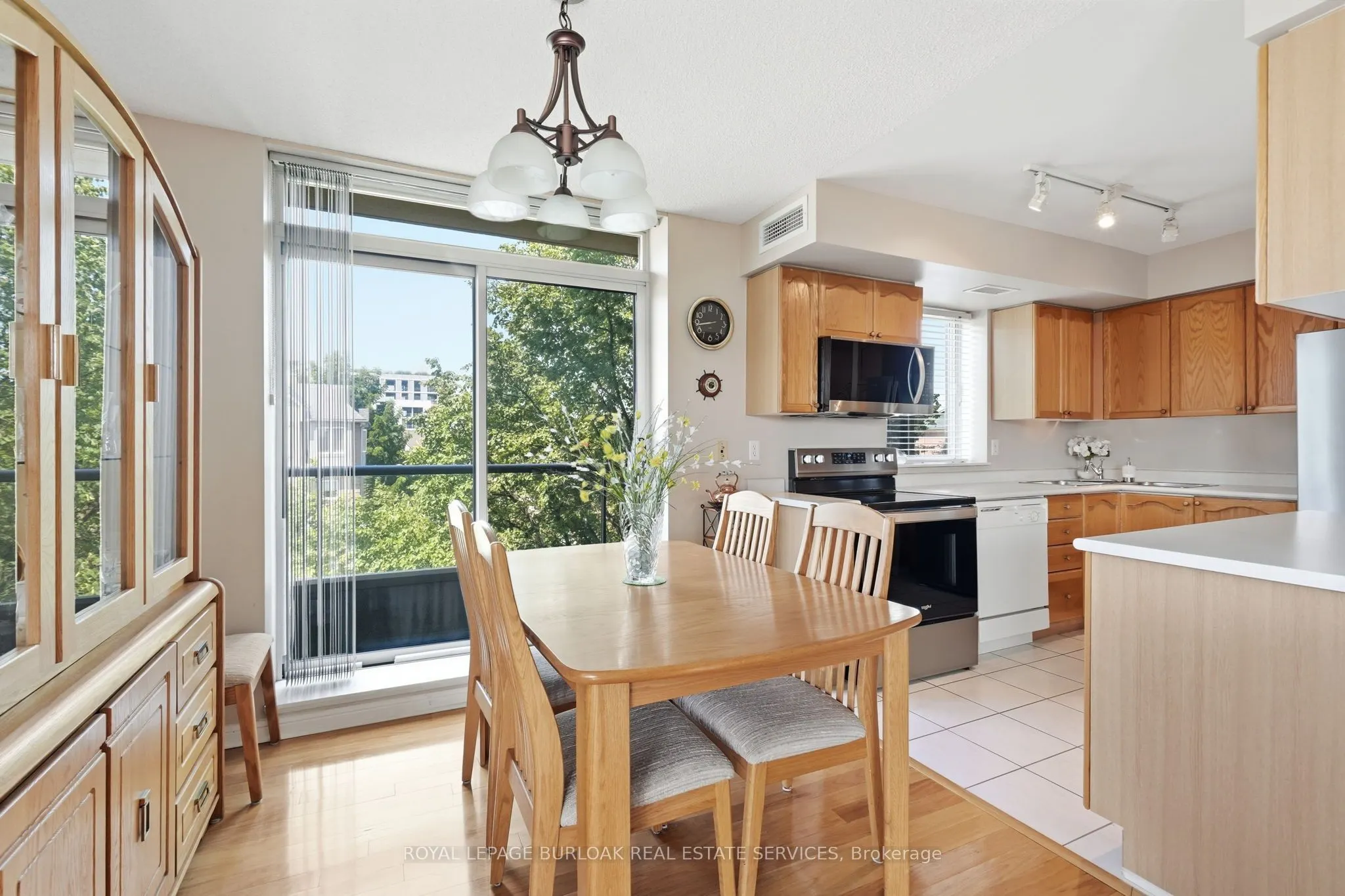1150 Parkwest Place #301