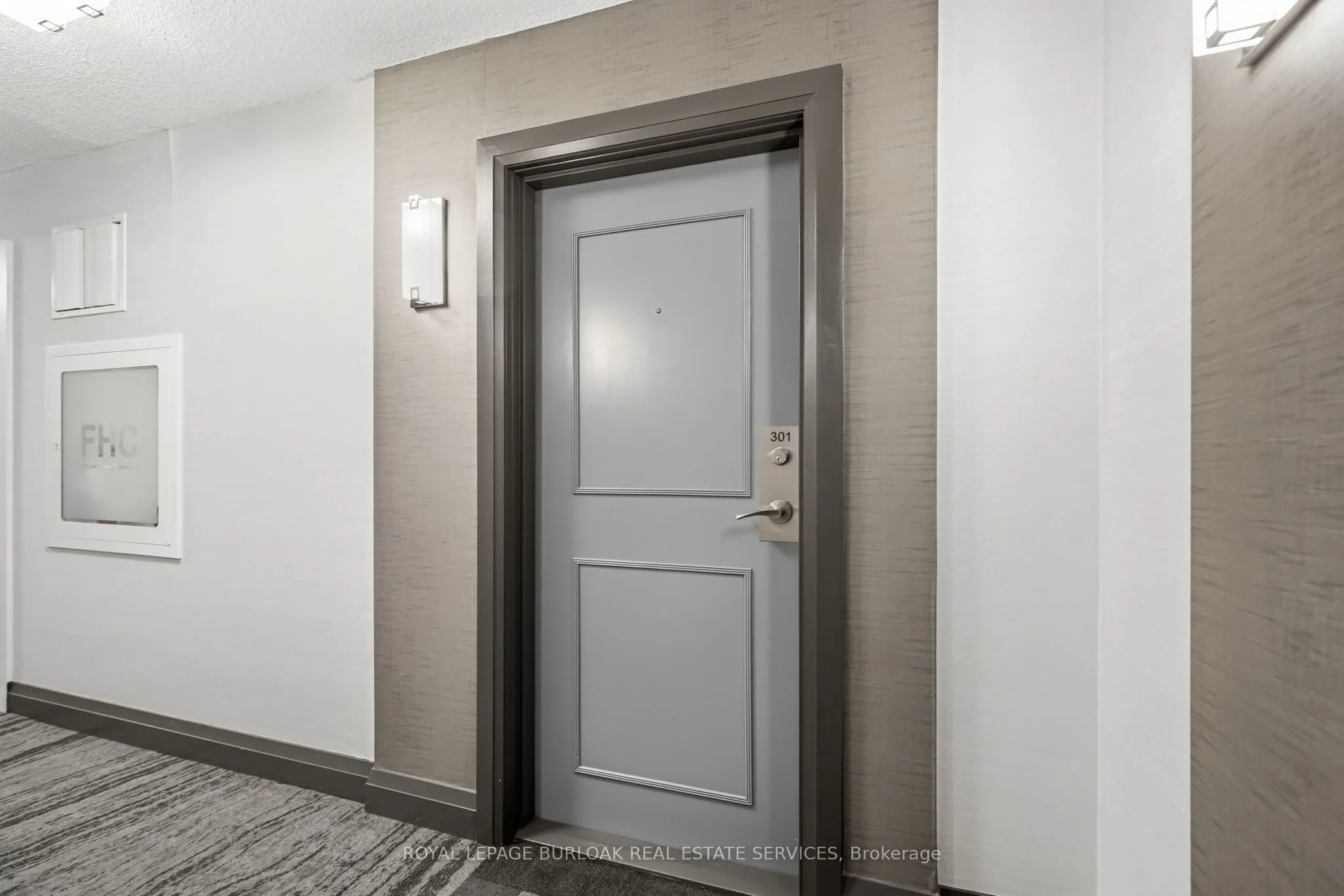 1150 Parkwest Place #301