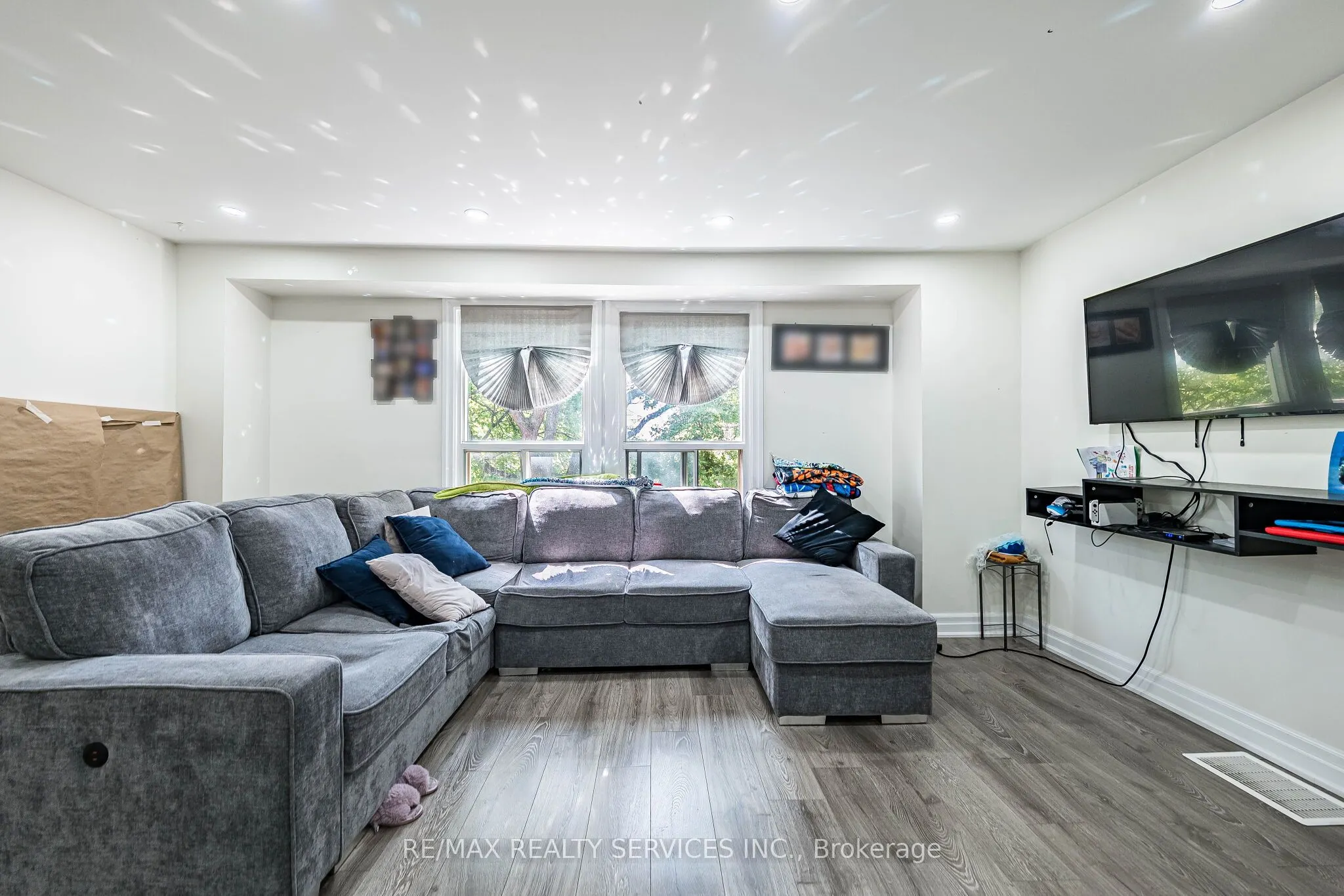 122 Ellerslie Road #122