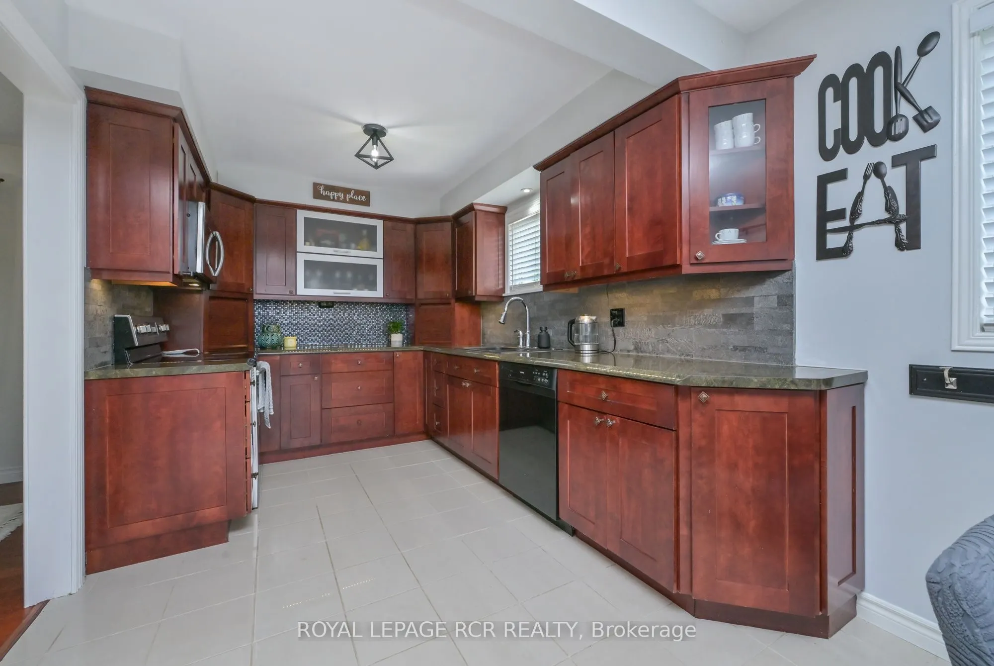 45 Fieldgate Drive