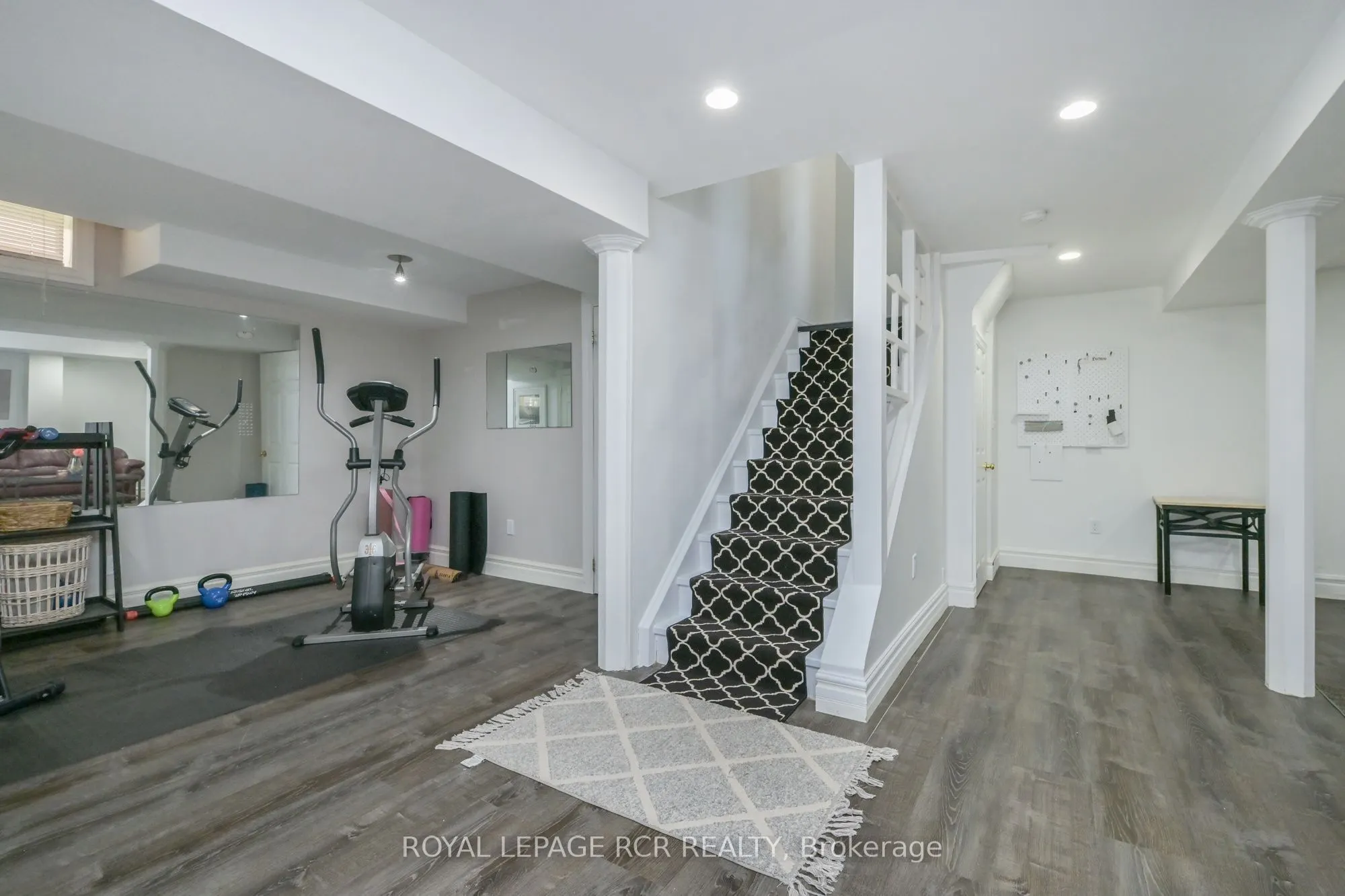 45 Fieldgate Drive
