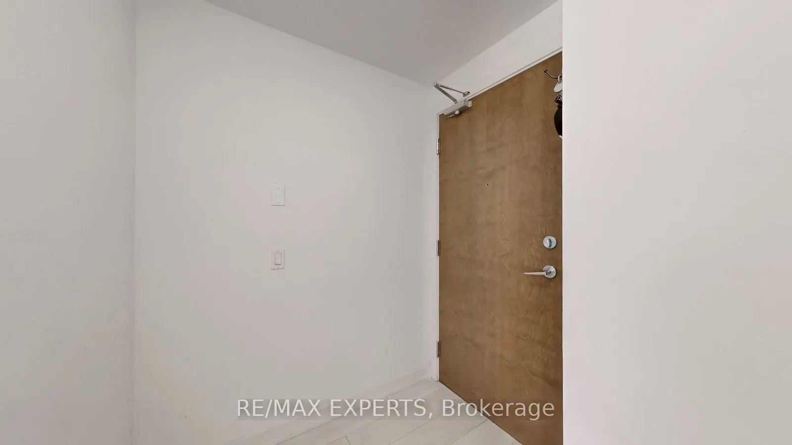 2212 Lakeshore Boulevard W #615