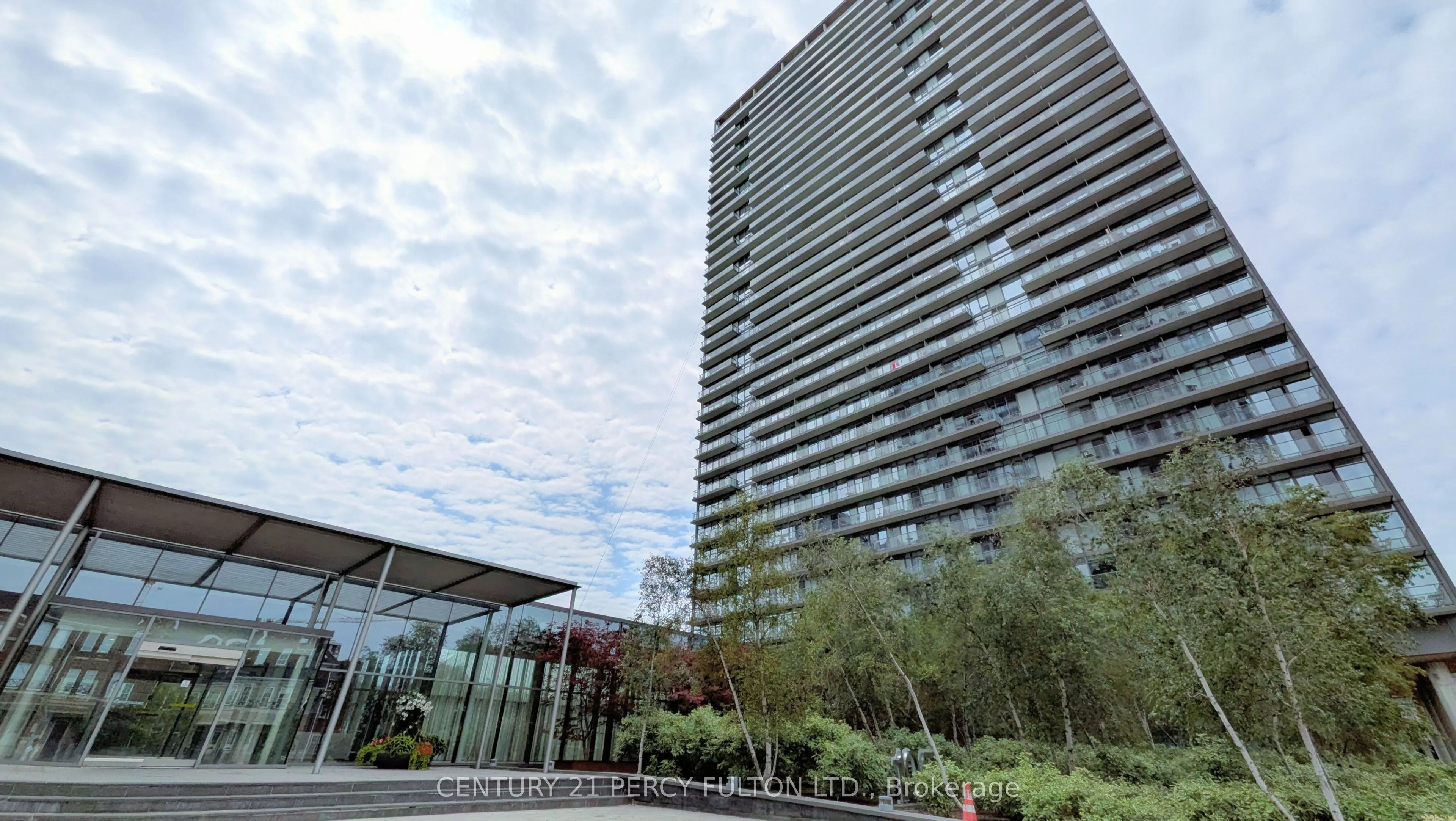105 The Queensway #3505