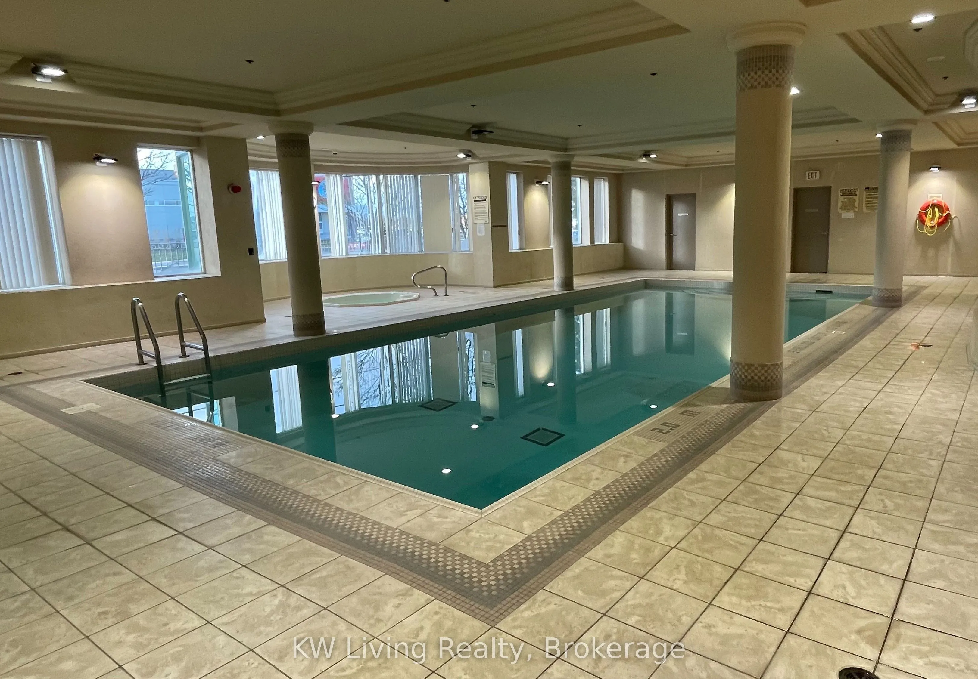 4889 Kimbermount Avenue #908 Room2