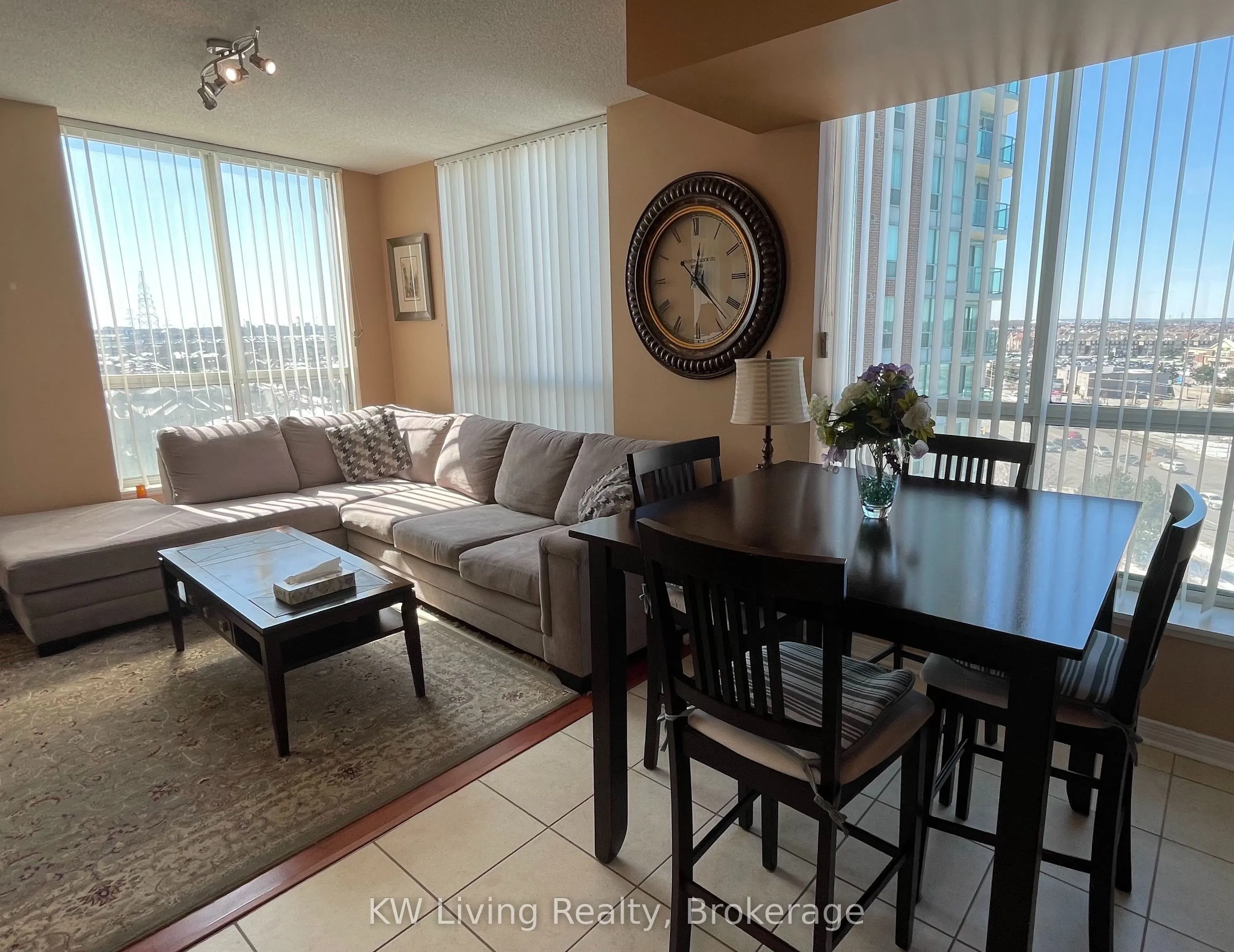 4889 Kimbermount Avenue #908 Room2