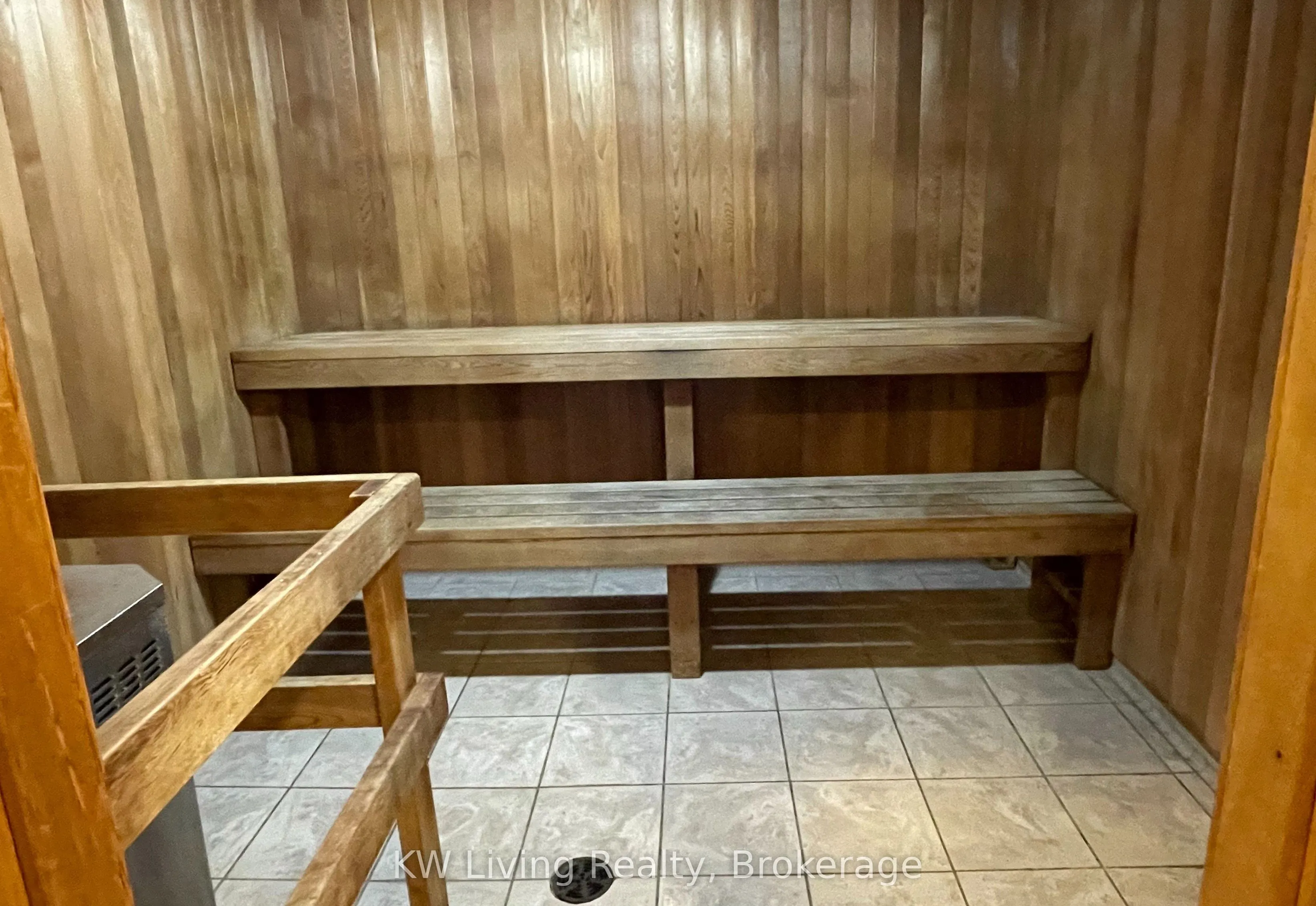 4889 Kimbermount Avenue #908 Room2