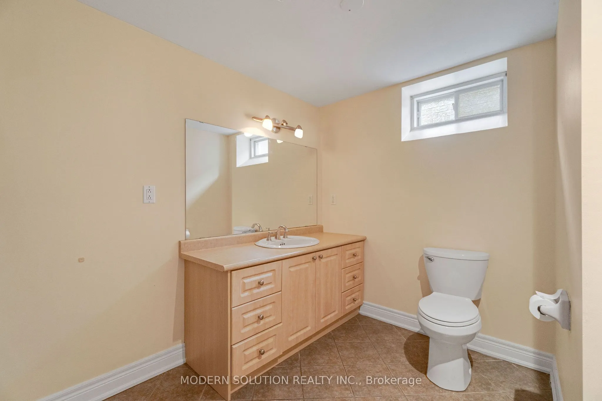 53 Ellwood Drive W