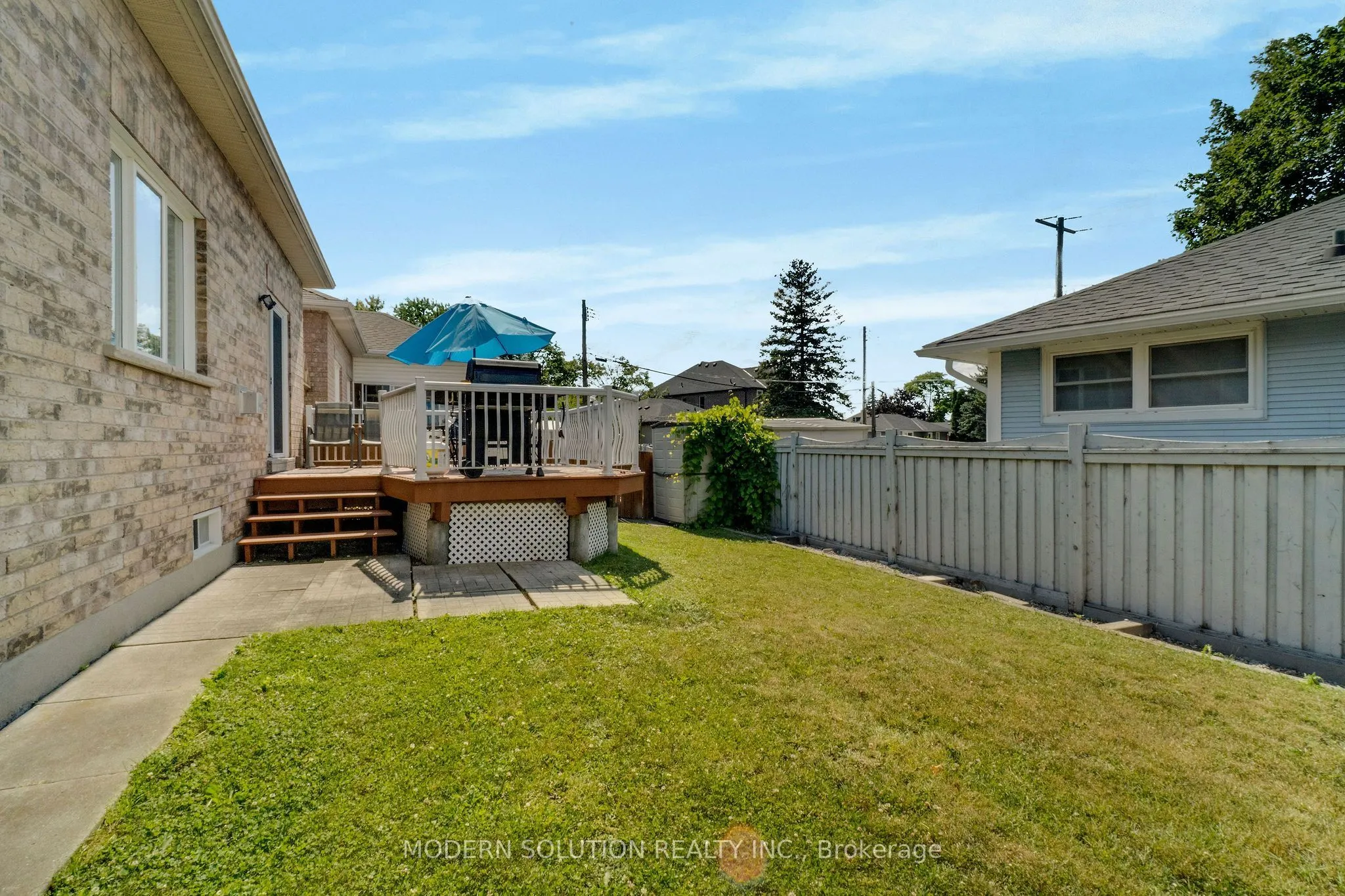 53 Ellwood Drive W