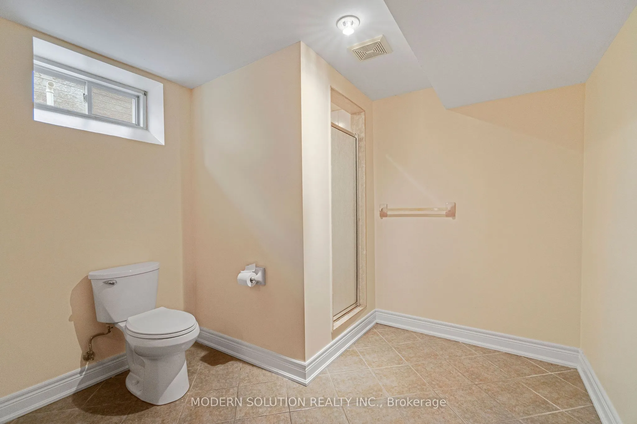 53 Ellwood Drive W