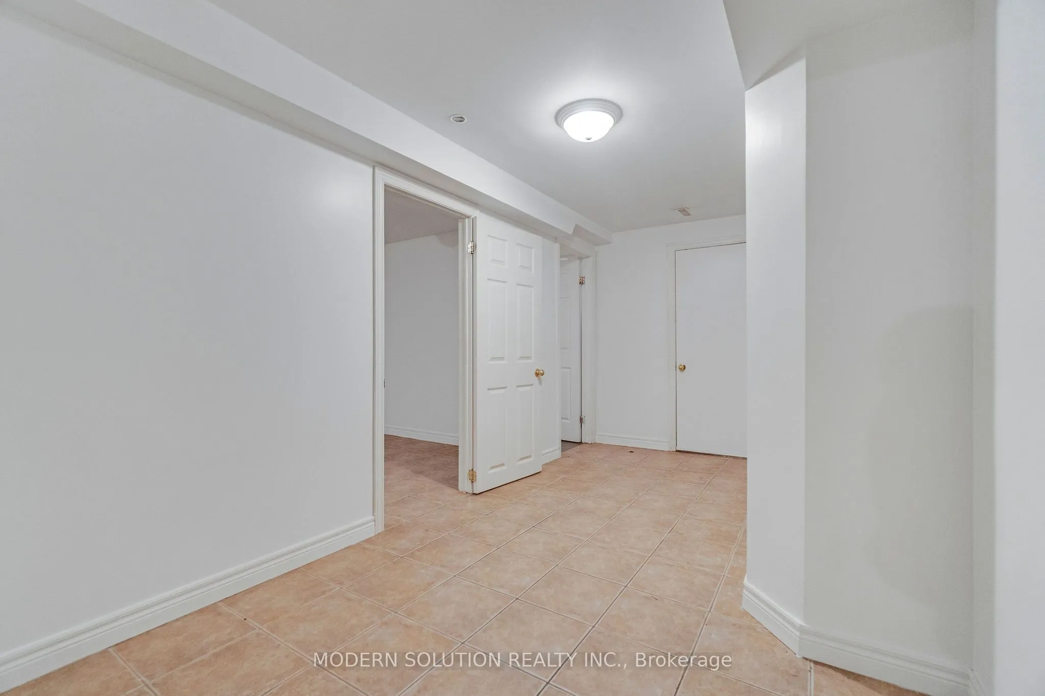 53 Ellwood Drive W