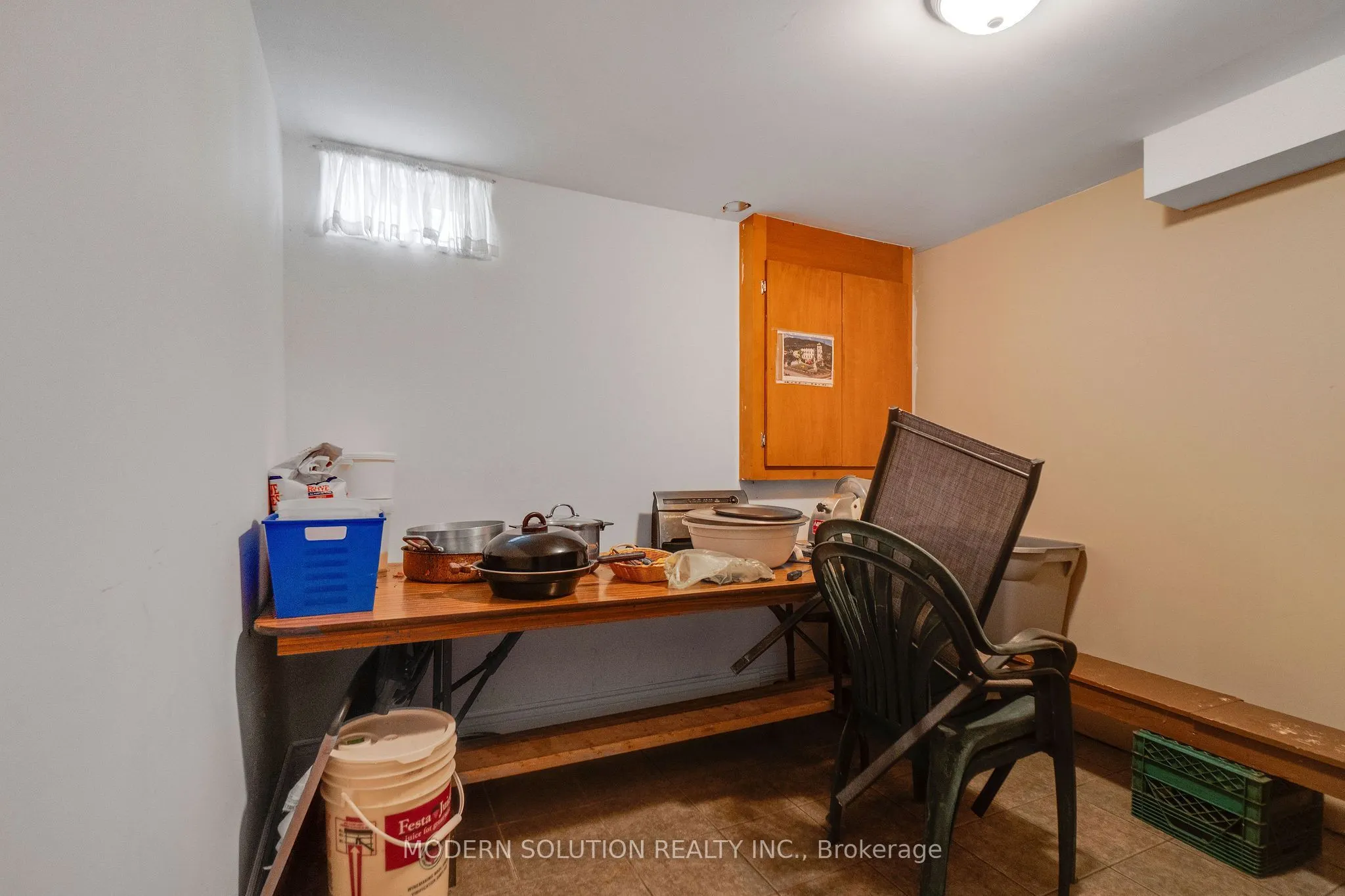 53 Ellwood Drive W