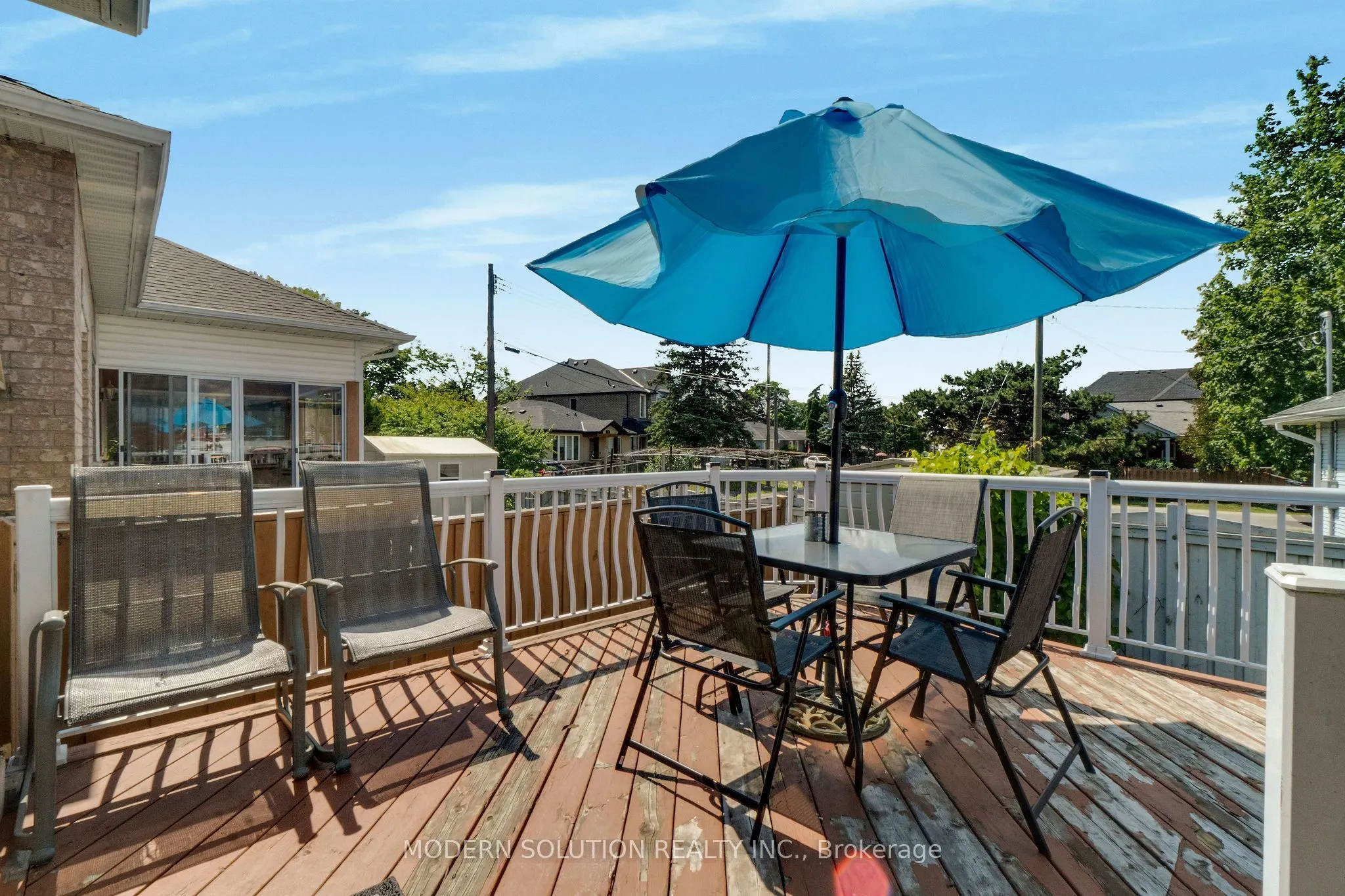 53 Ellwood Drive W