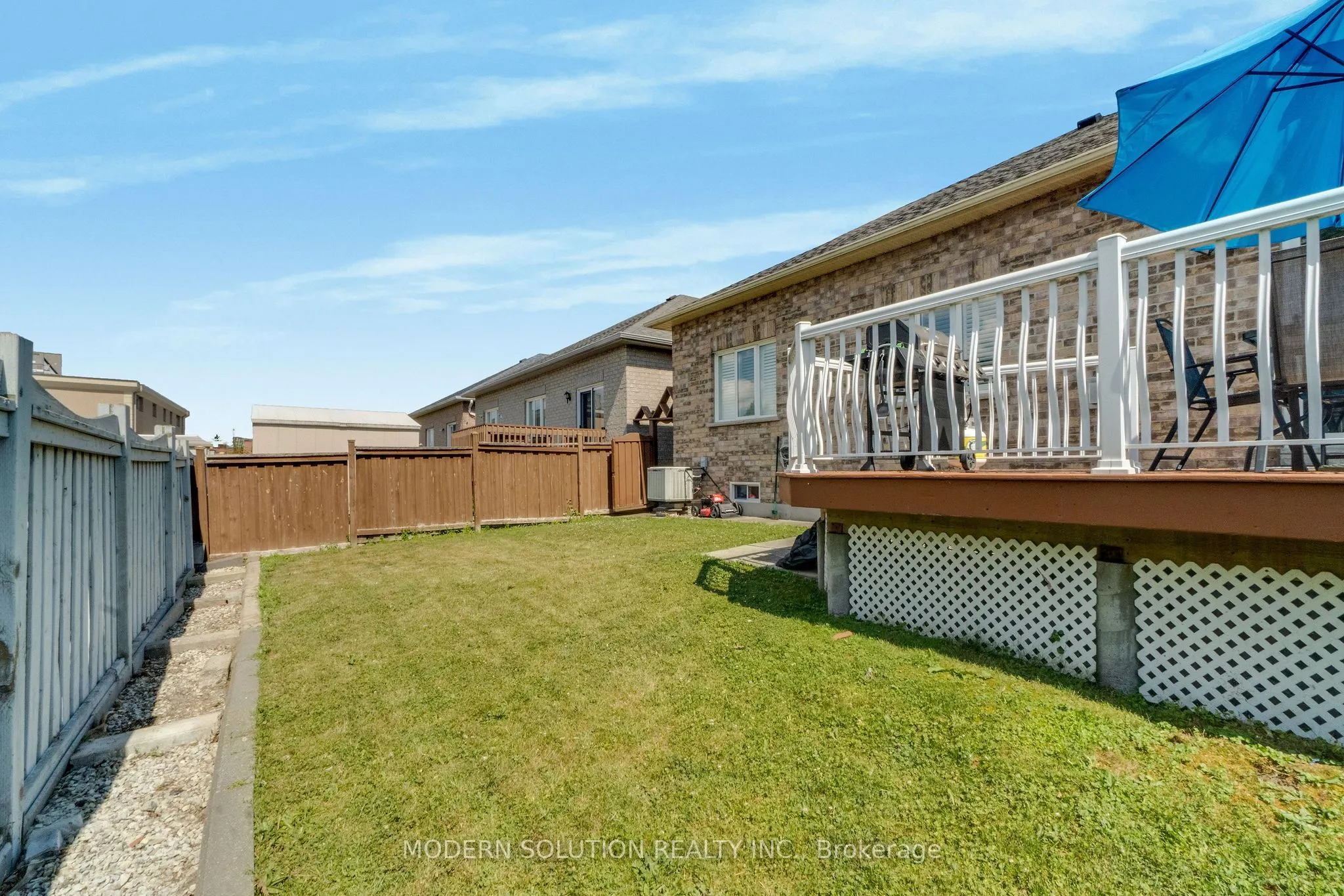 53 Ellwood Drive W