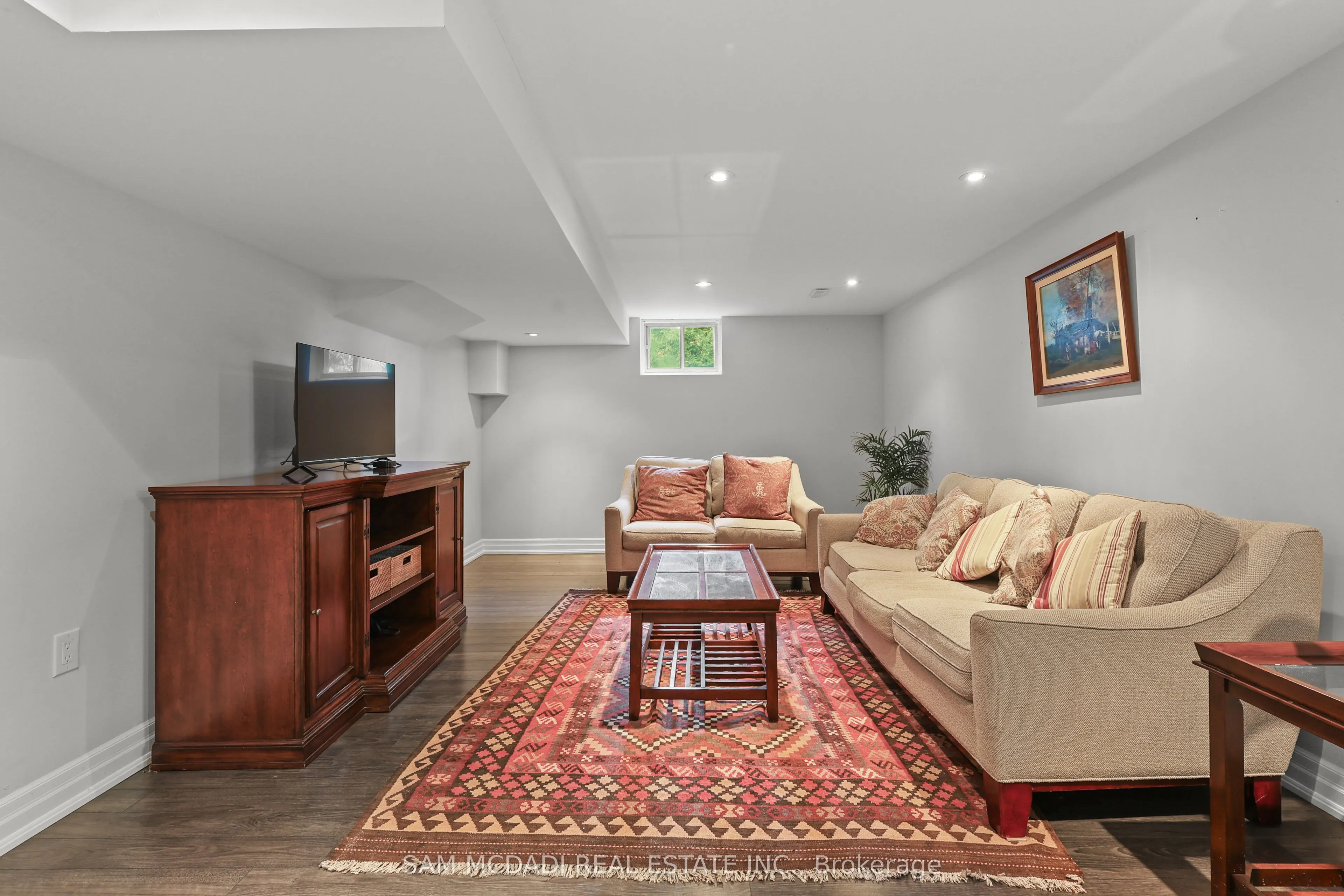 1449 Truscott Drive