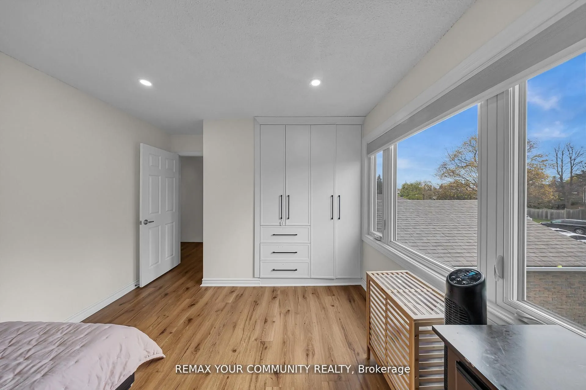 22 Madelaine Crescent