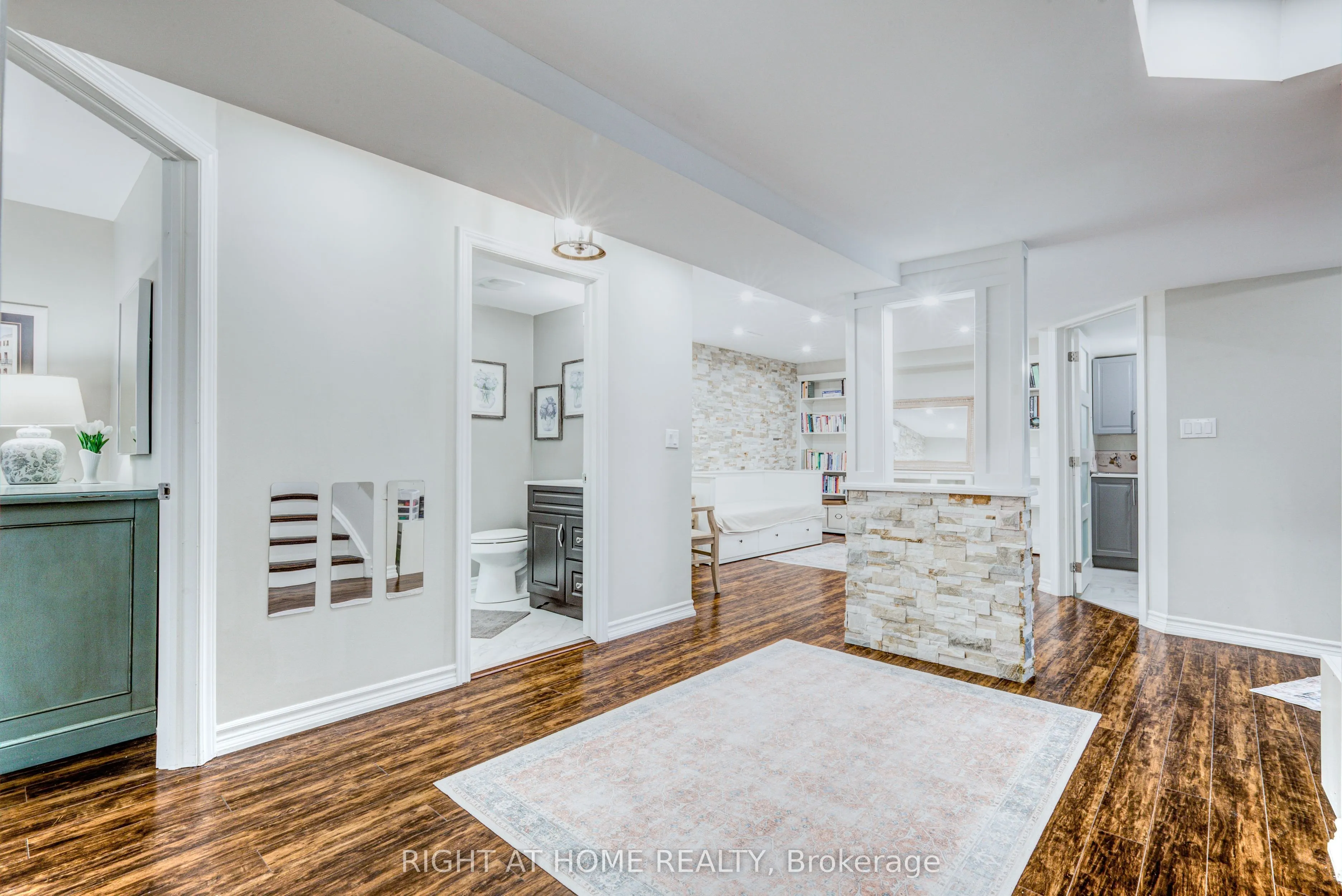 241 Lexington Road