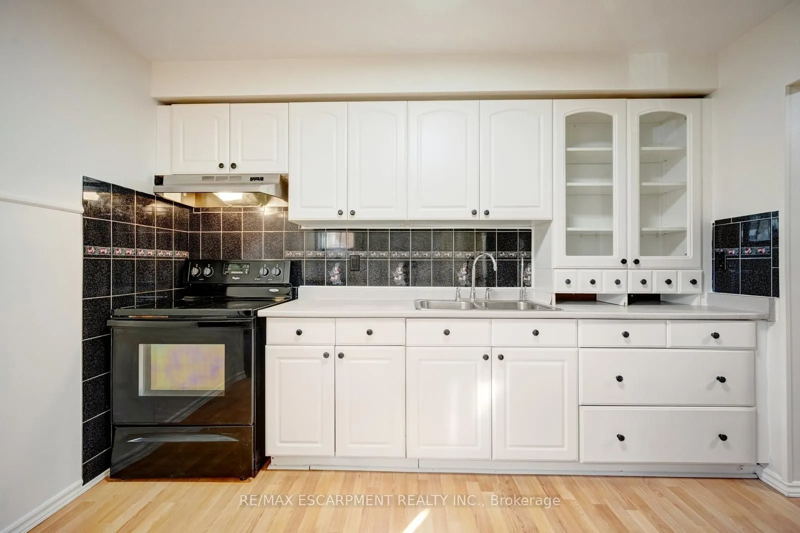 140 Ripley Court #4