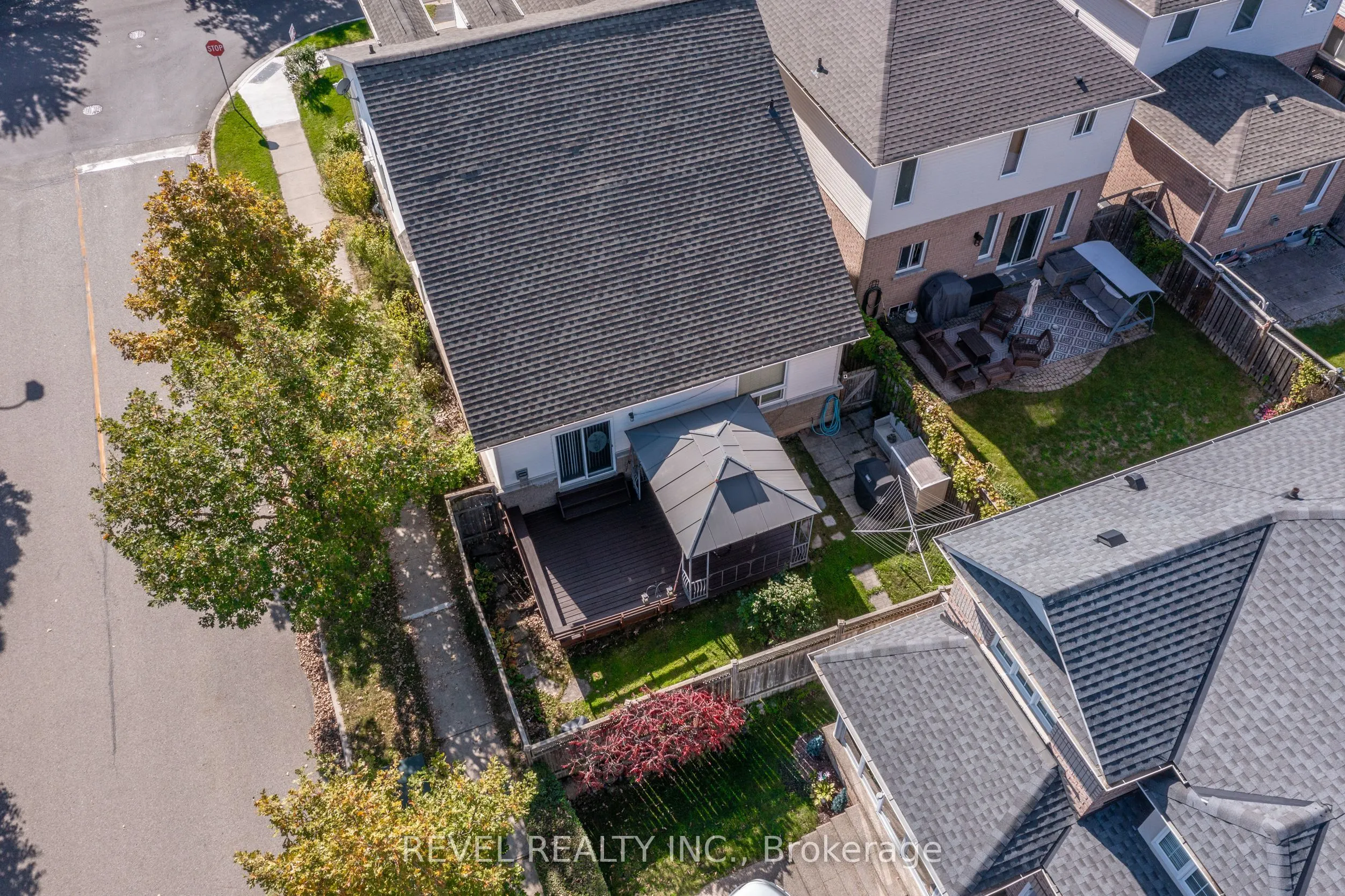 71 Livingston Road