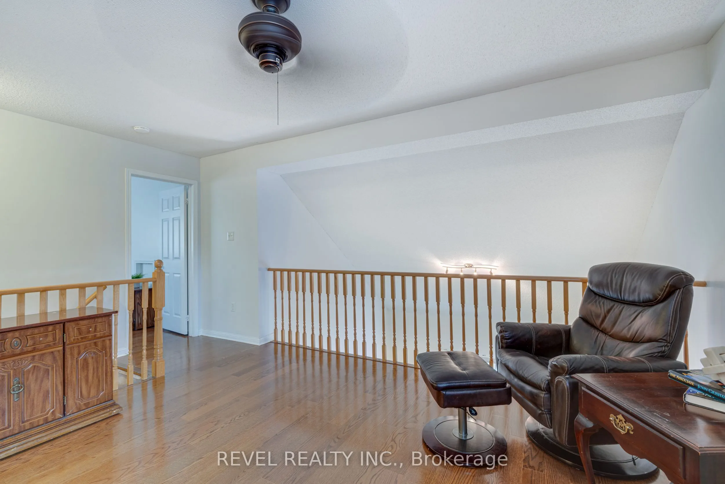 71 Livingston Road