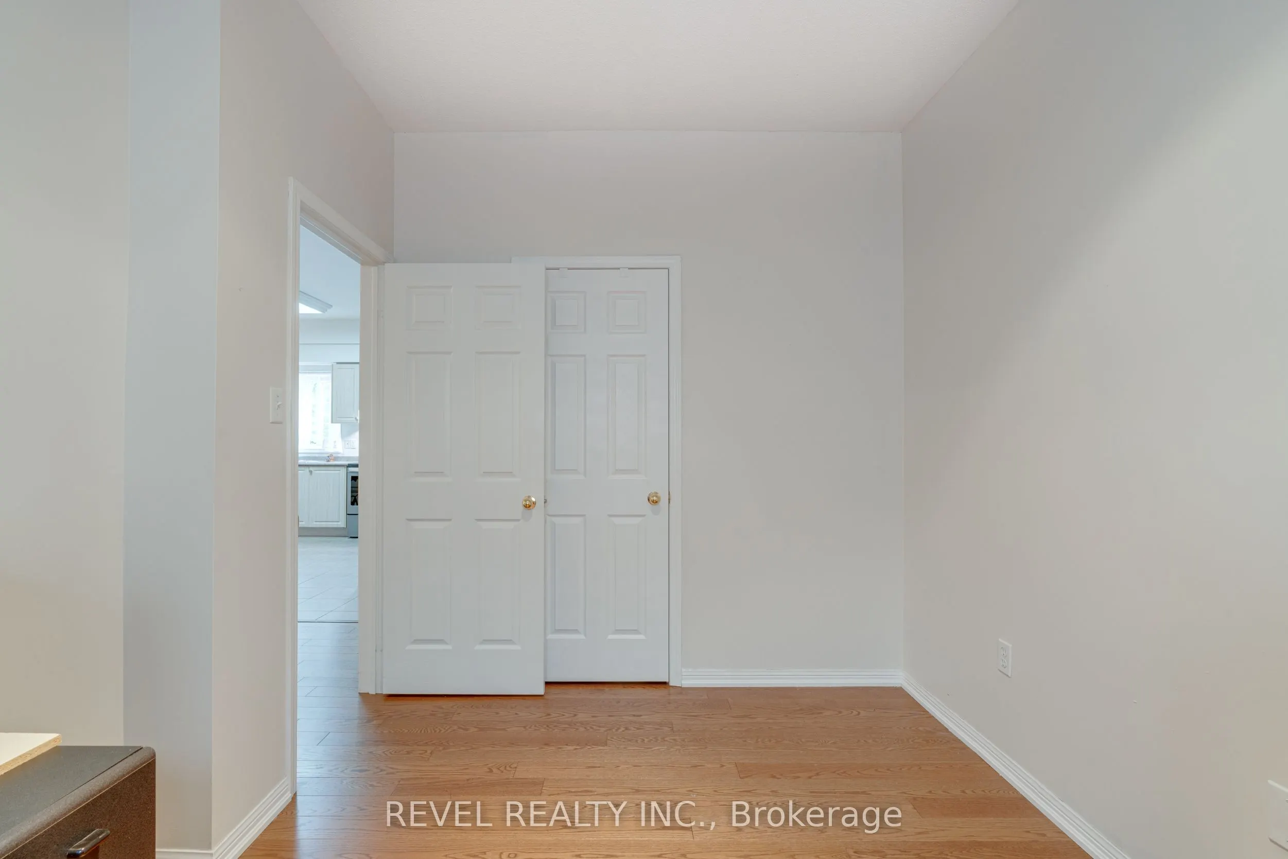 71 Livingston Road